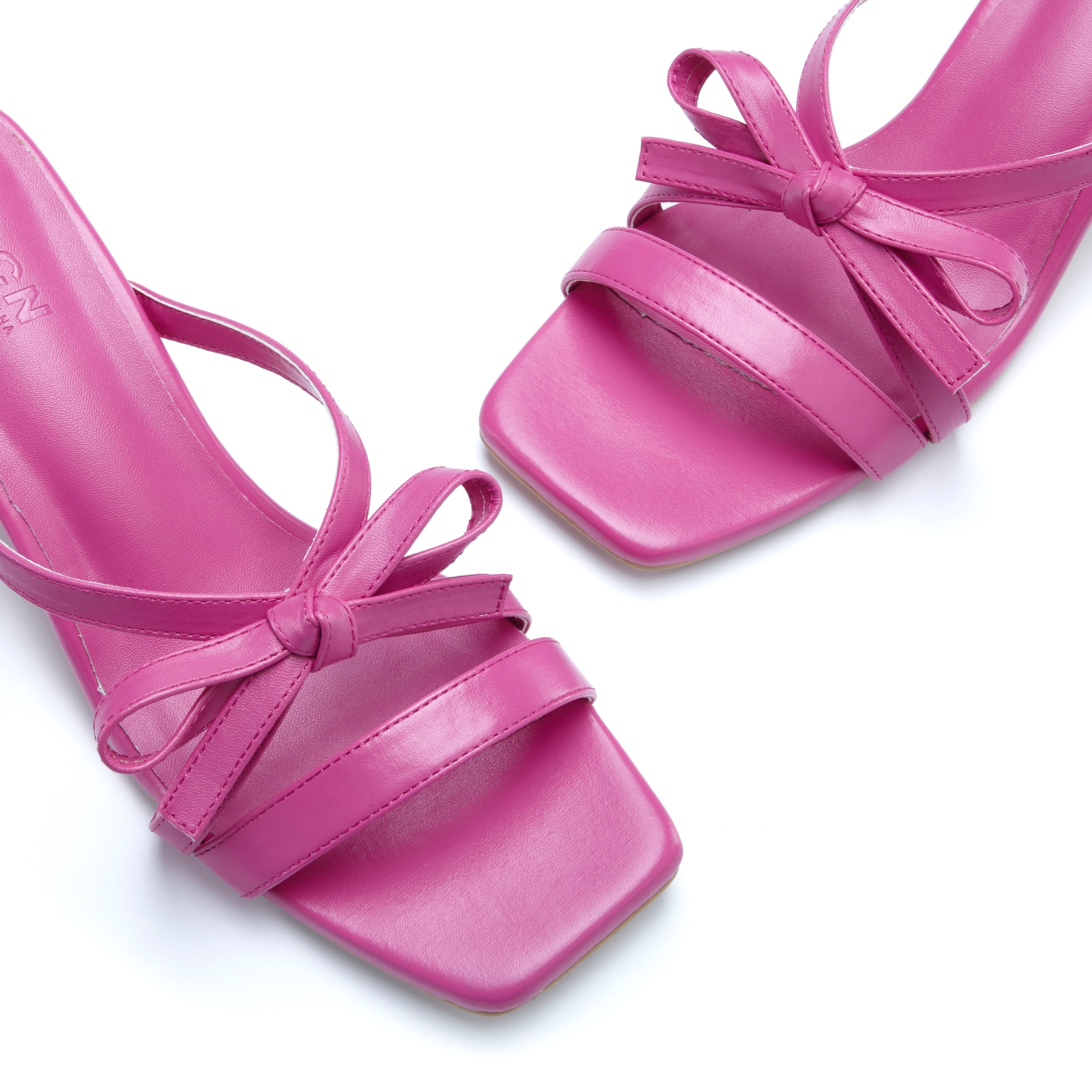 LSCN by LASCANA Pantolette  Mule, Sandale, offener Schuh, in Karree-Form mit Kitten-Heel