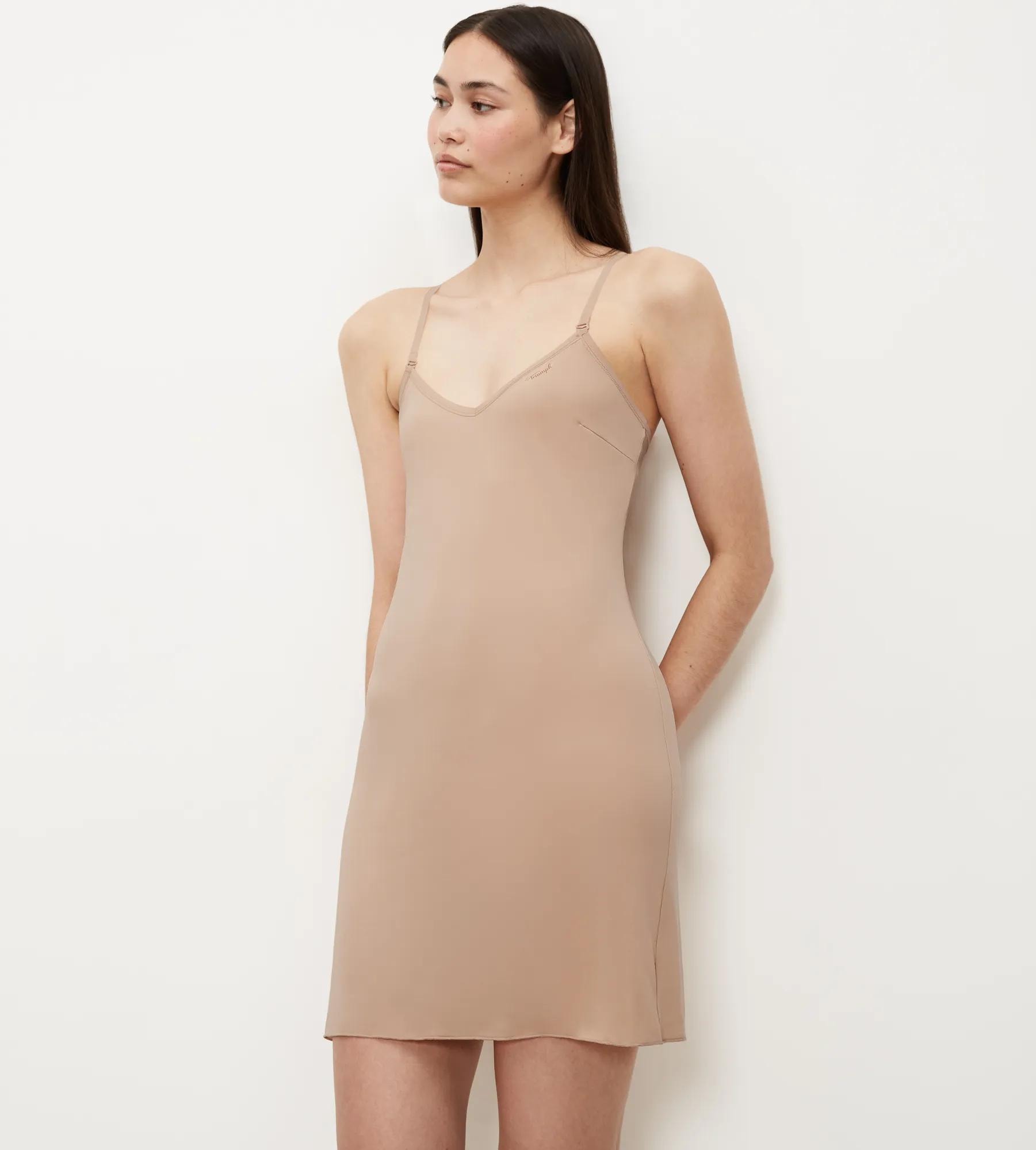 Triumph Unterkleid »Body Make-Up T Dress 02« nahezu unsichtbar, tiefer V-Ausschnitt