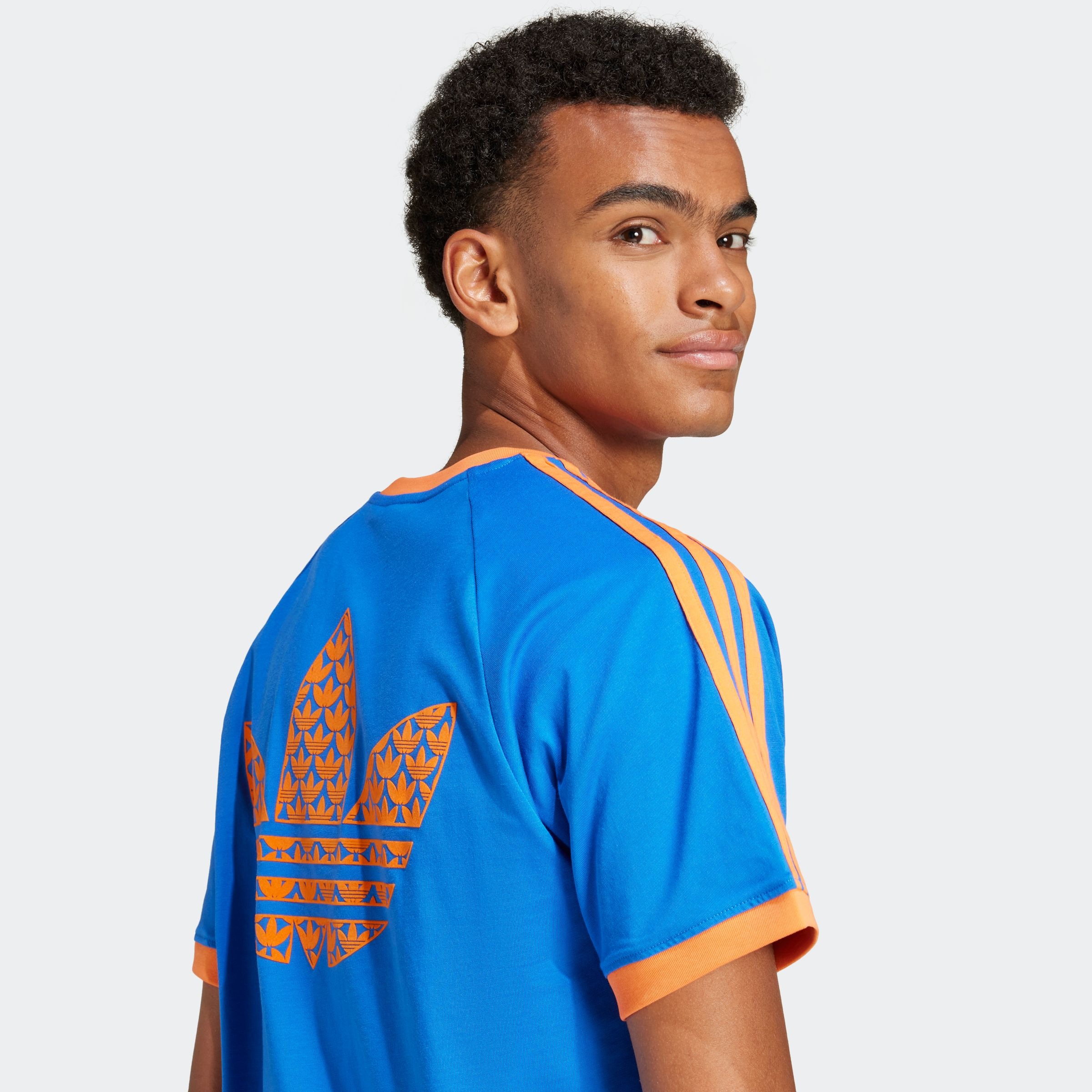 adidas Originals T-Shirt »Q2 MONOGRAM CAL«