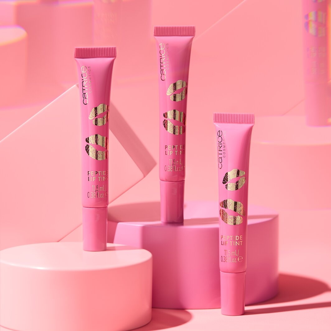 Catrice Lipgloss »KISS & GLOW Peptide Lip Tint«, (Set, 3 tlg.), dezente Farbe, ultra-glänzendes Finish, pflegend und vegan.