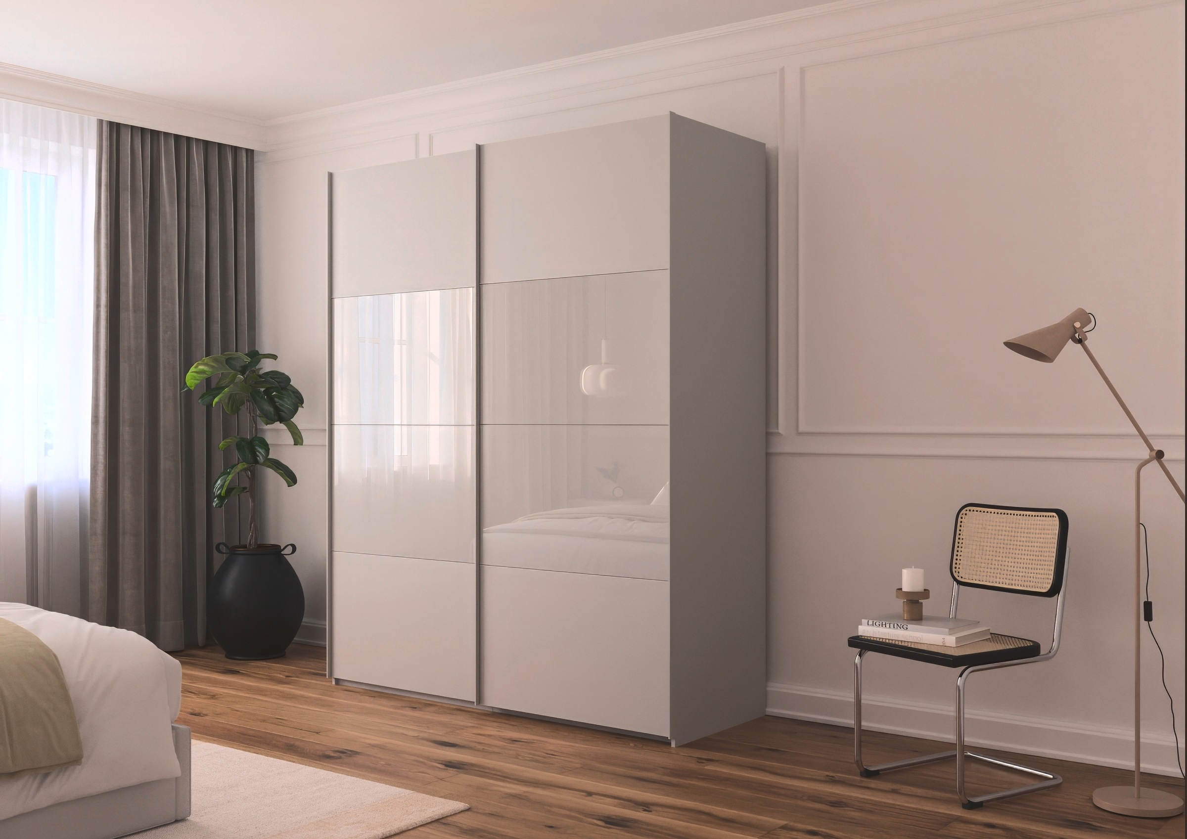 rauch Schwebetürenschrank »Kleiderschrank Schrank Garderobe Schlafzimmerschrank SCALE-FYRA«, edle Türen viergeteilt Glas matt/glänzend viele Farben MADE IN GERMANY