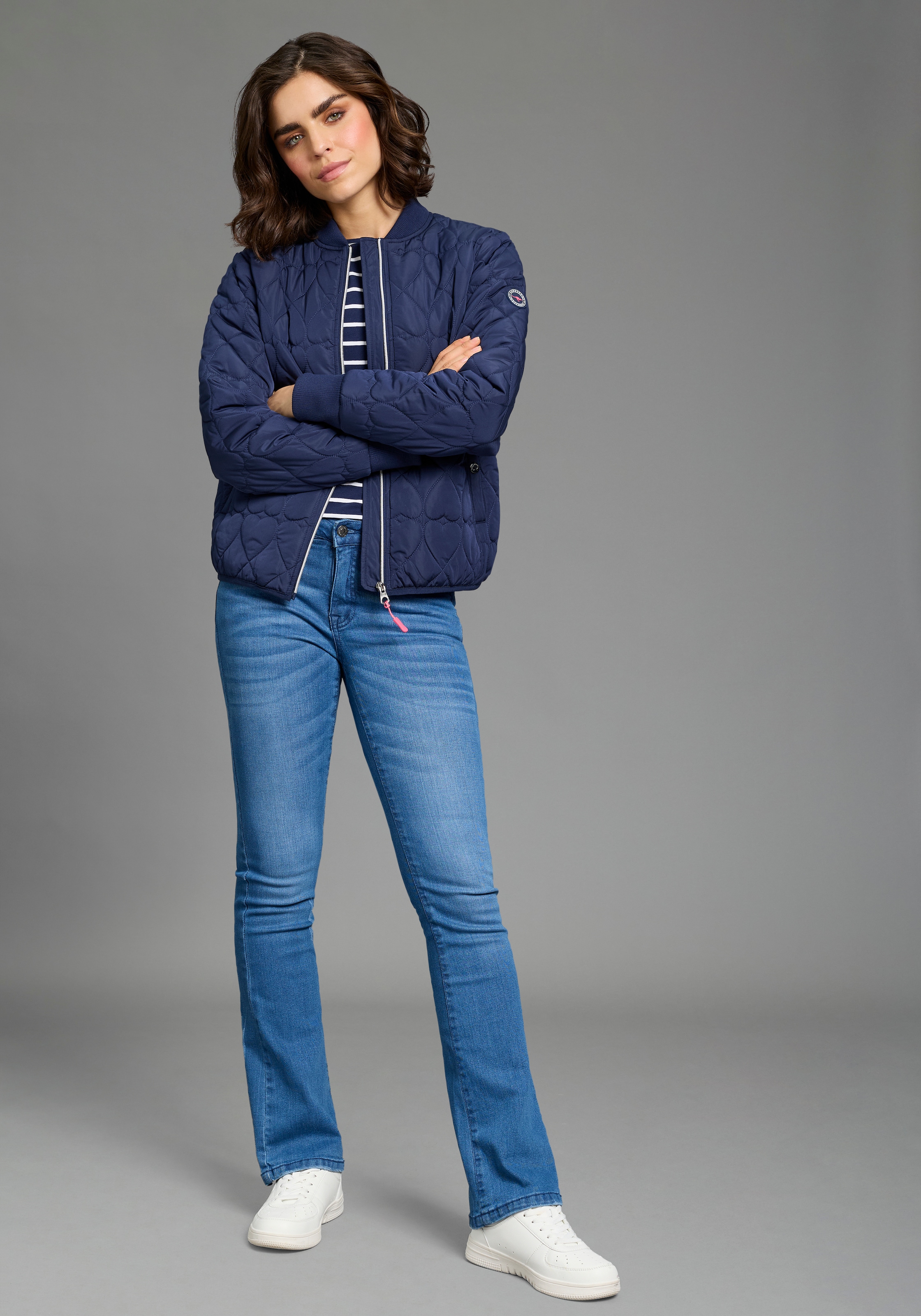 KangaROOS Steppjacke ohne Kapuze mit gesteppten Herzen, Übergangsjacke