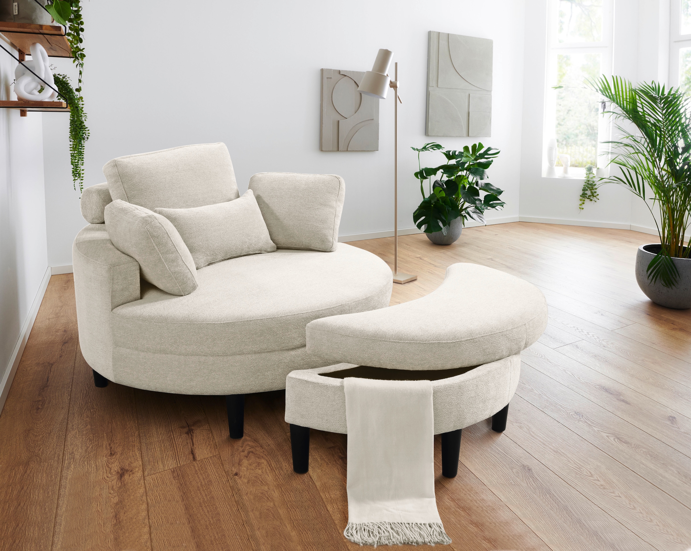 ATLANTIC home collection Loveseat »Ravi, B: 114 cm«, XXL- Sessel, mit Stauraumhocker, Rückenstütze & 4 Zierkissen