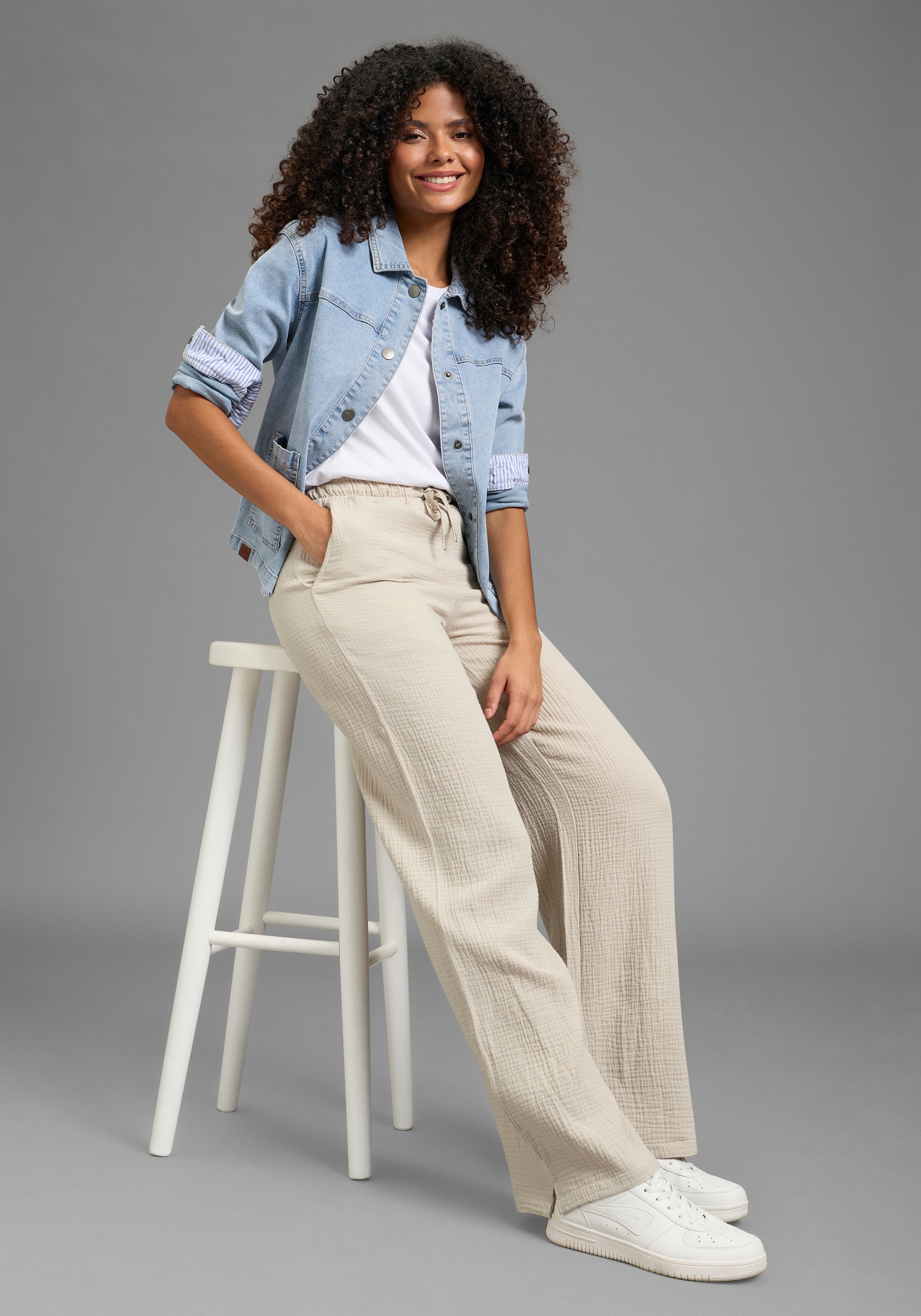 KangaROOS Palazzohose  weite Hose, mit Bindeband am Bund, mit Schlitzen am Beinabschluss