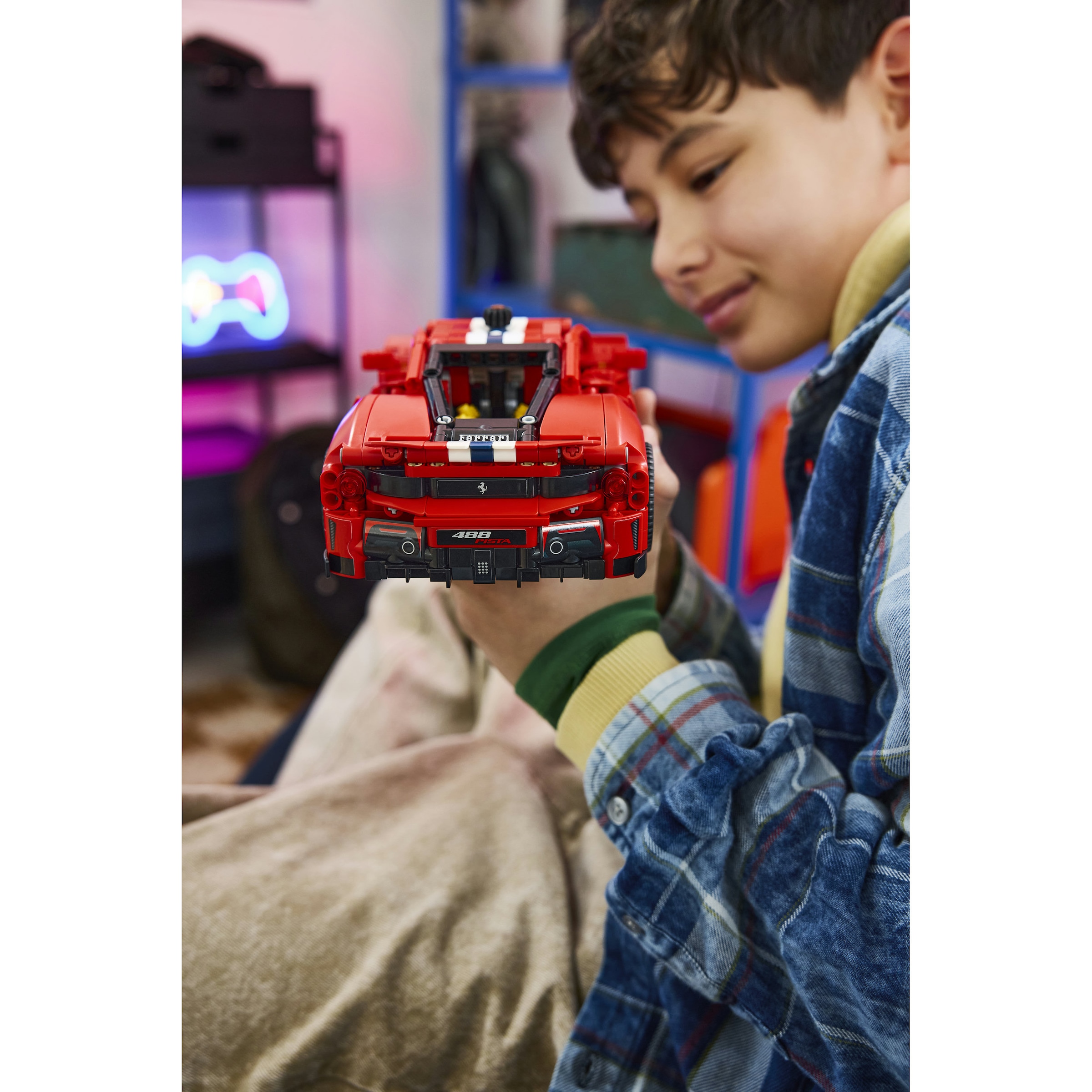 LEGO® »Ferrari 488 Pista Auto (42235), LEGO Technic« Made in Europe
