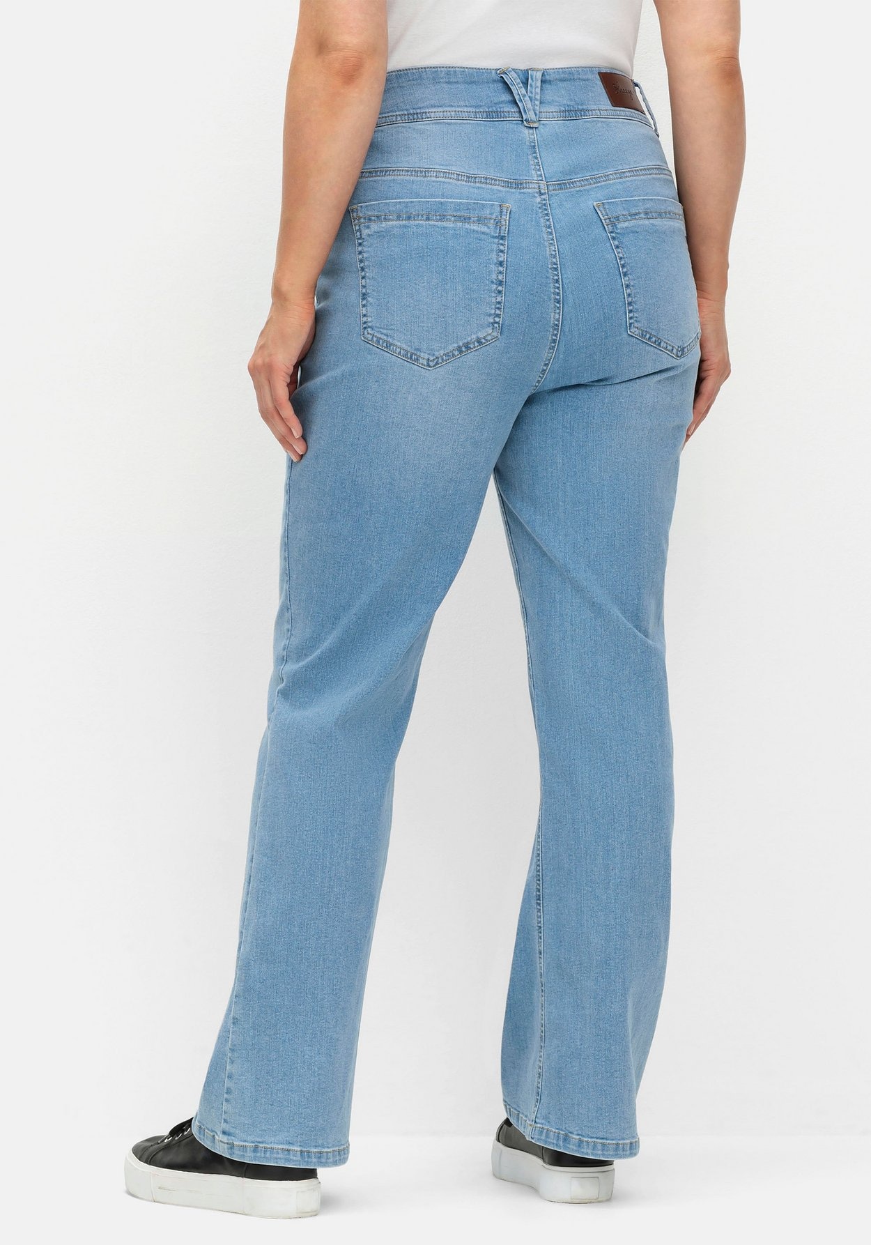 Sheego Bootcut-Jeans »Bootcut-Jeans im Curvy-Schnitt MANUELA«
