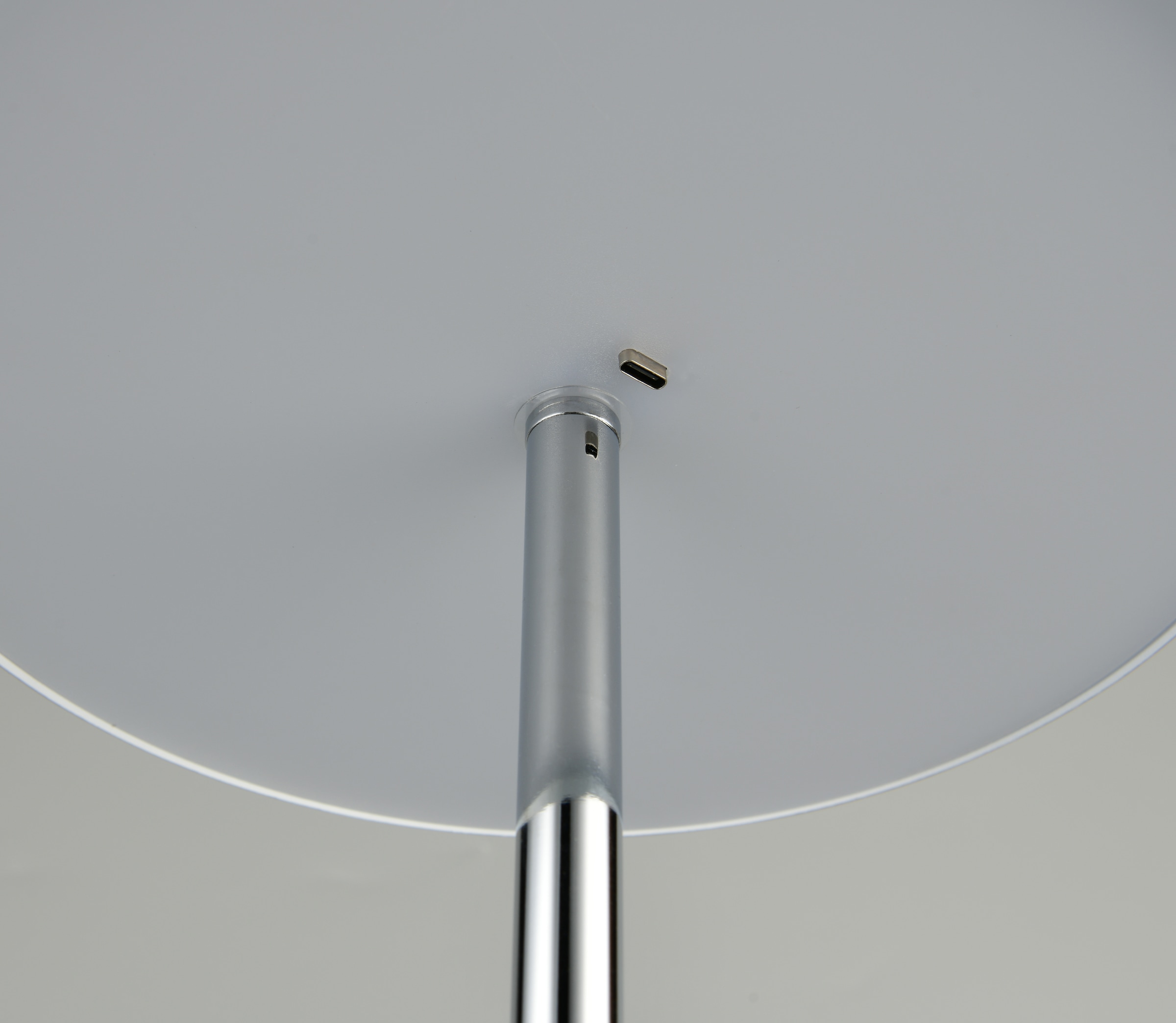 REALITY Leuchten LED Stehlampe »JEFF, Akku LED Stehleuchte mit USB, 2,5W 250 Lumen 3000K warmweiß« LED-Board 1 Stk. Warmweiß Akku LED Stehlampe mit Touchdimmer, USB-Anschluss Höhe max 147 cm