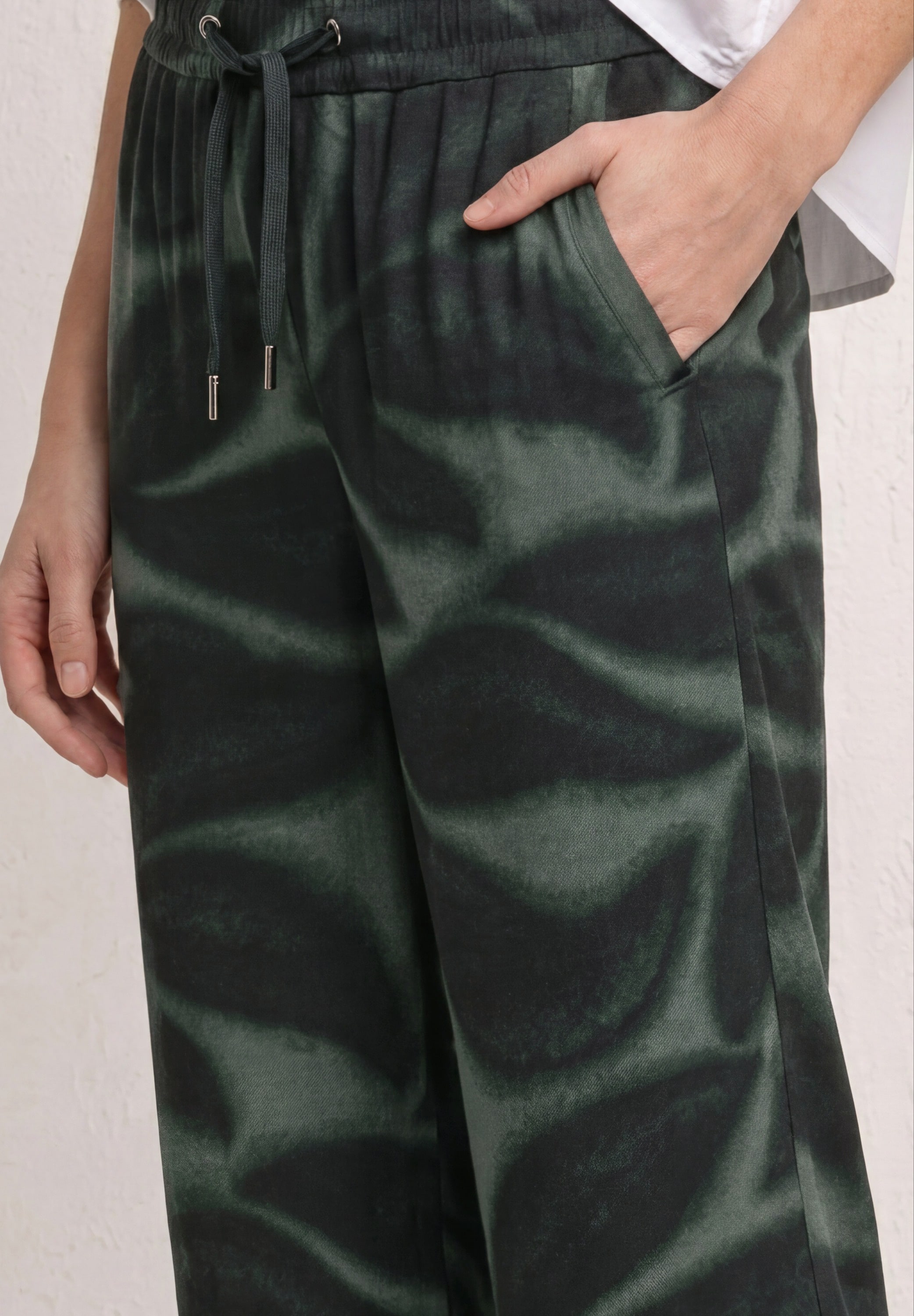 STREET ONE 7/8-Hose »Style Emee«  bedruckt, mit Taschen, weites Bein