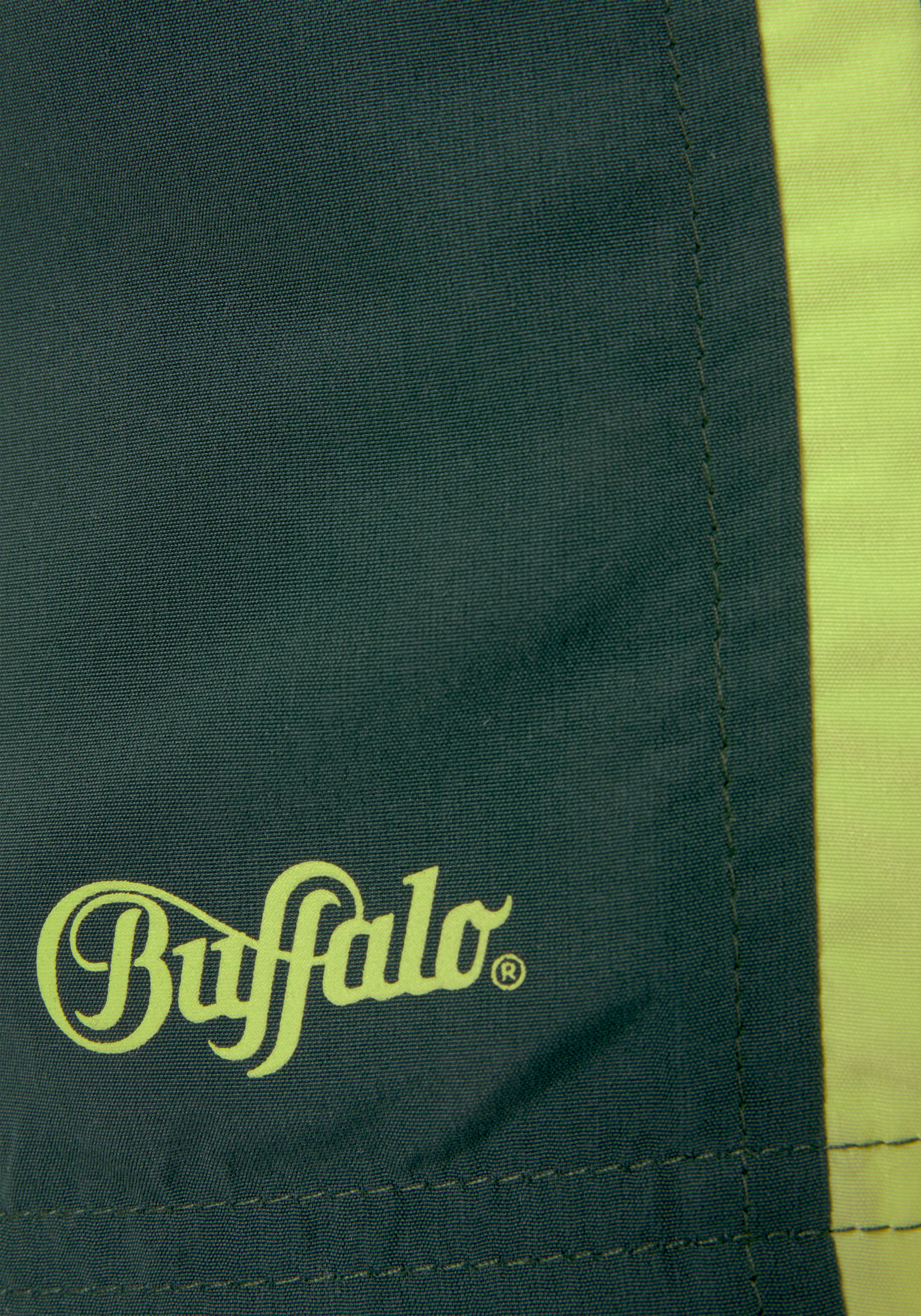 Buffalo Badeshorts , mit kontrastfarbenen Details