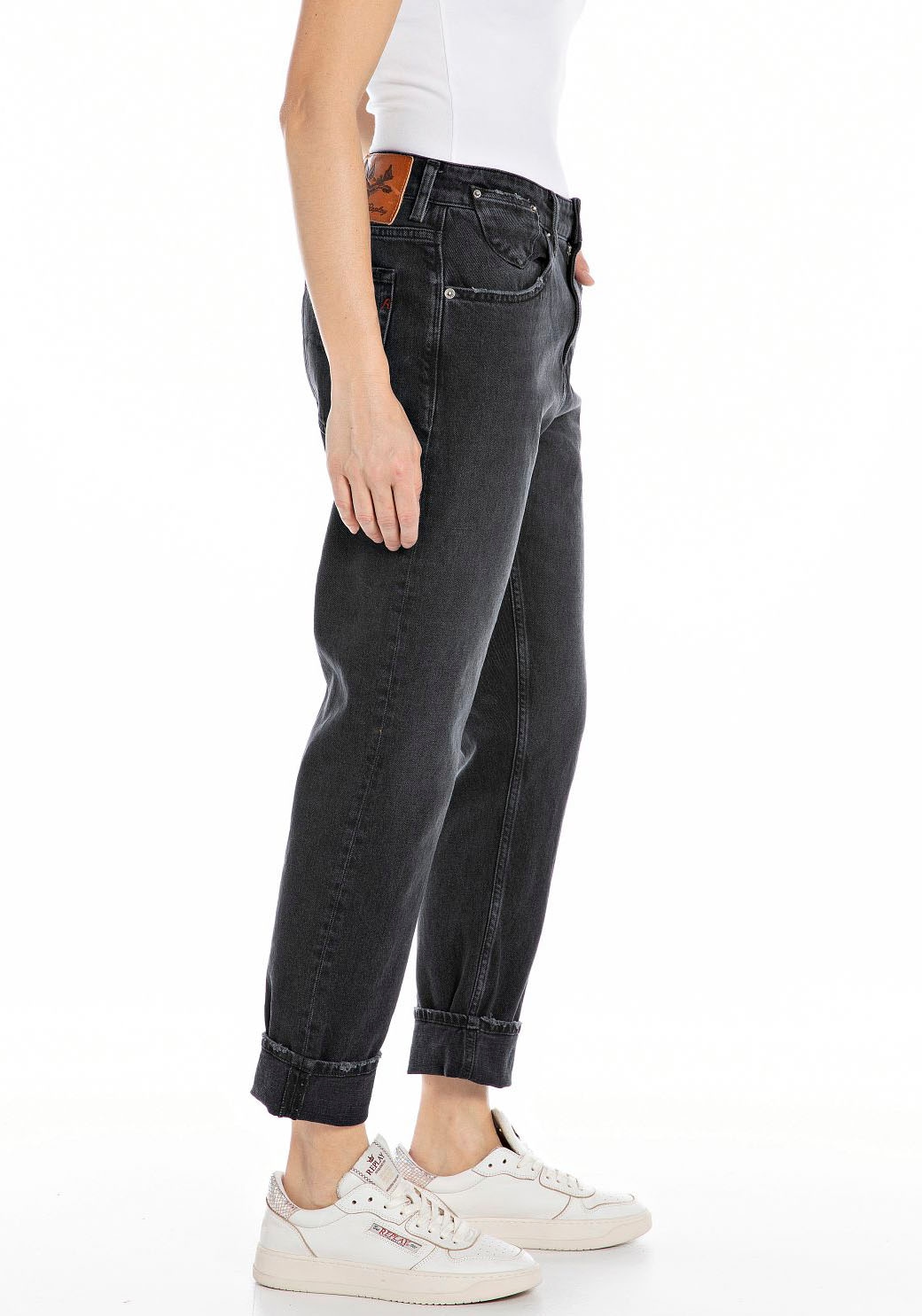 Replay Slim-fit-Jeans »MARTY«, mit leichter Waschung