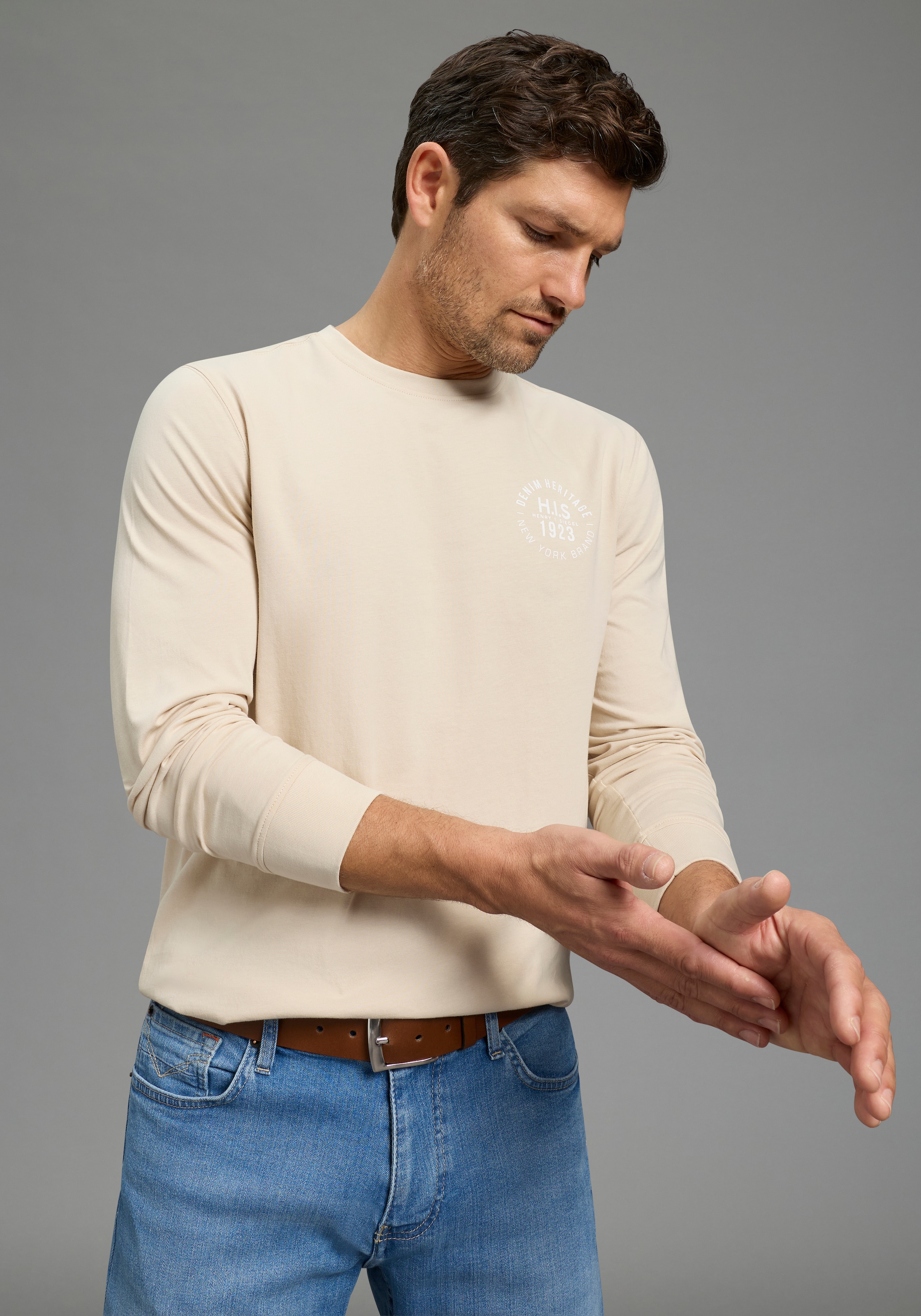 H.I.S Langarmshirt Packung, 2er-Pack, 2 tlg. Langarm,  bedruckt,  Rundhalsausschnitt,  aus 100% Baumwolle