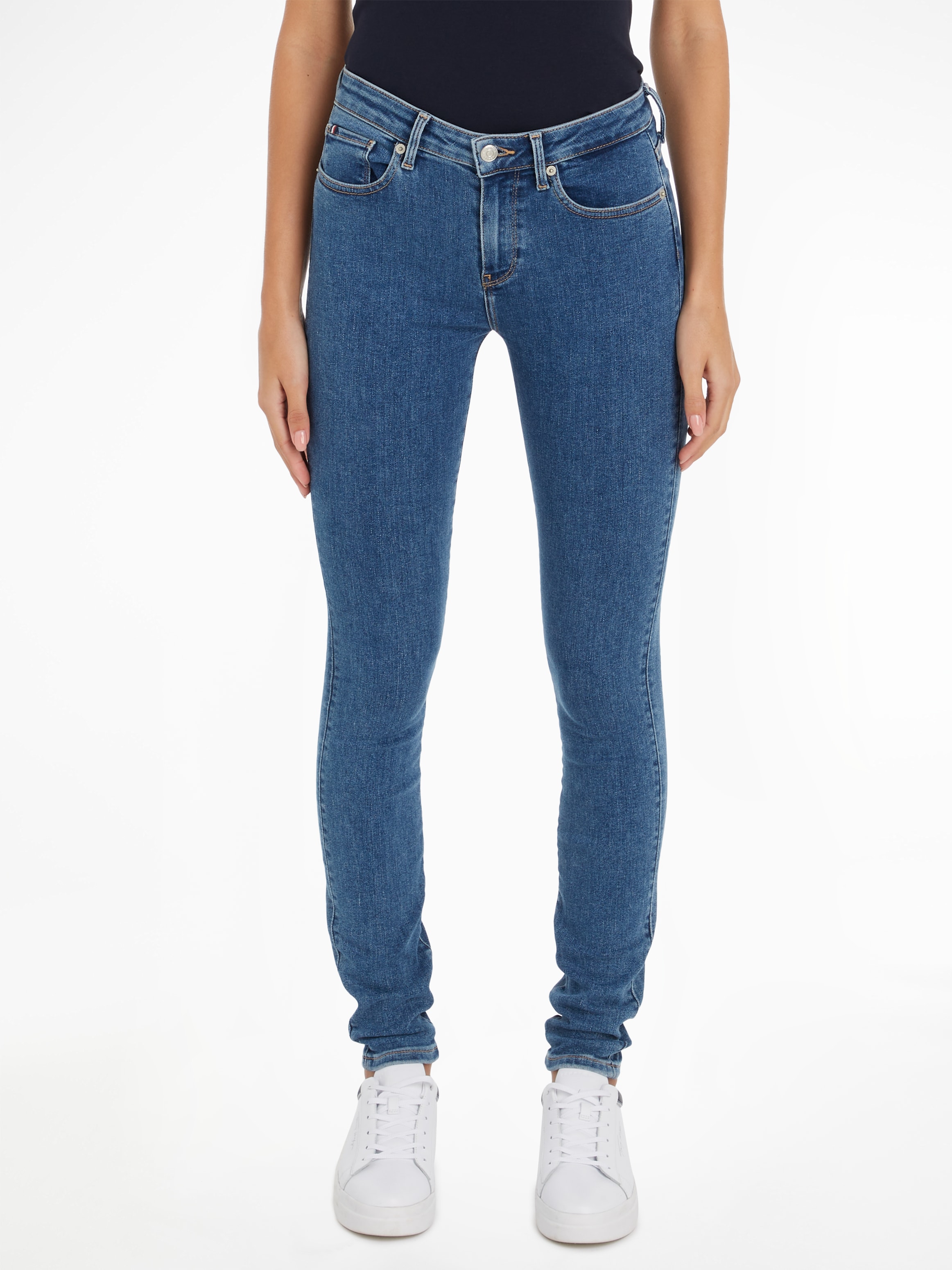 Tommy Hilfiger Skinny-fit-Jeans »COMO SKINNY RW BLACK«, mit Tommy Hilfiger Logo-Badge