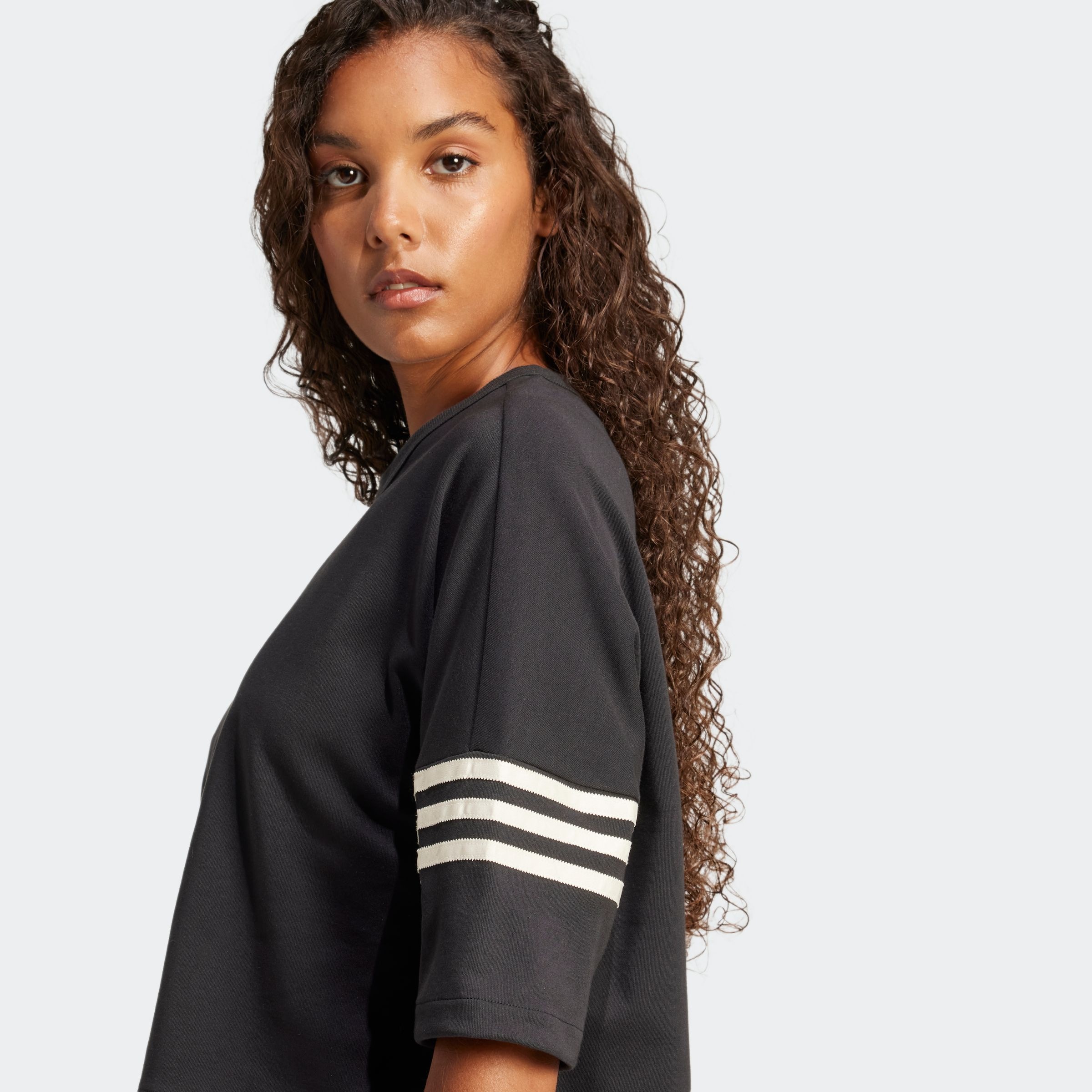 adidas Originals T-Shirt »NEUCL TEE«