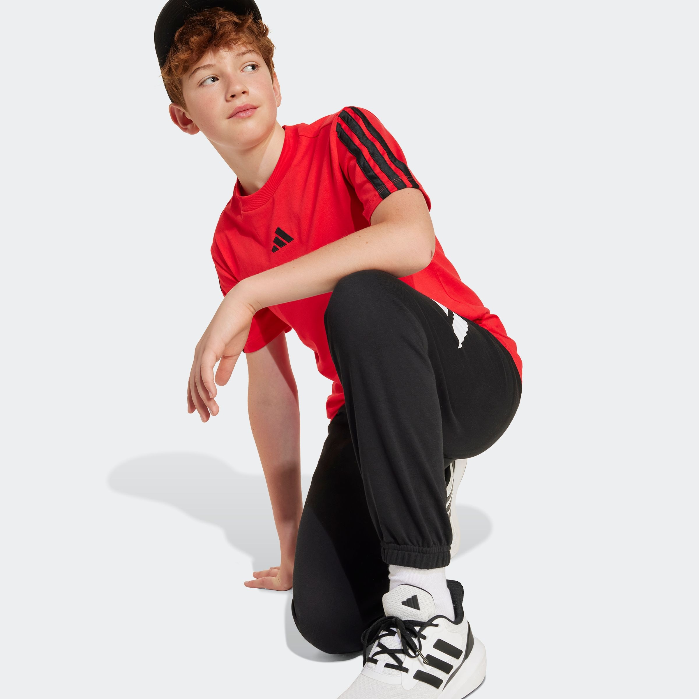 adidas Sportswear T-Shirt »ESSENTIALS KIDS« sportlicher Stil, Rundhalsausschnitt, ohne Verschluss, für Kinder