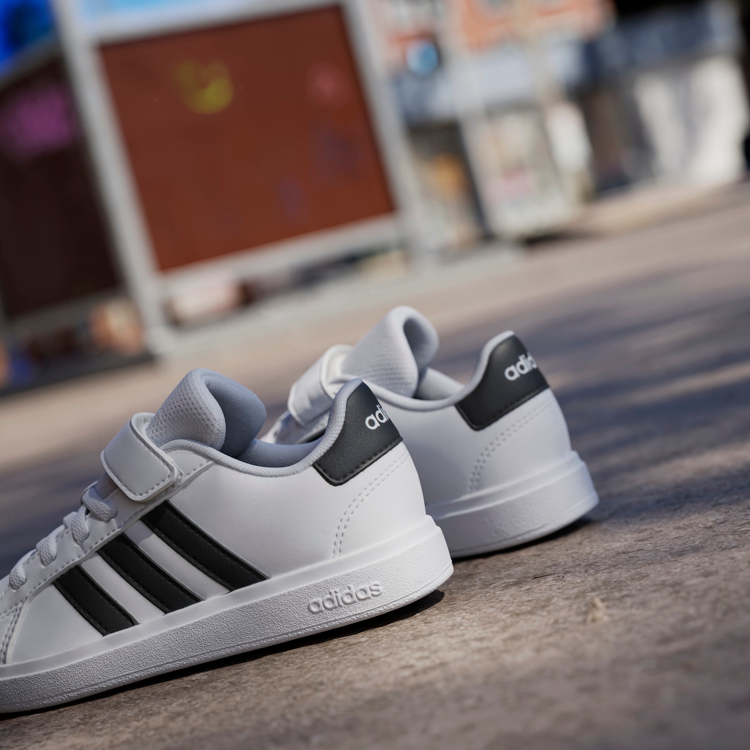 adidas Sportswear Sneaker »GRAND COURT 2.0 KIDS«  mit Klettverschluss, für Kinder