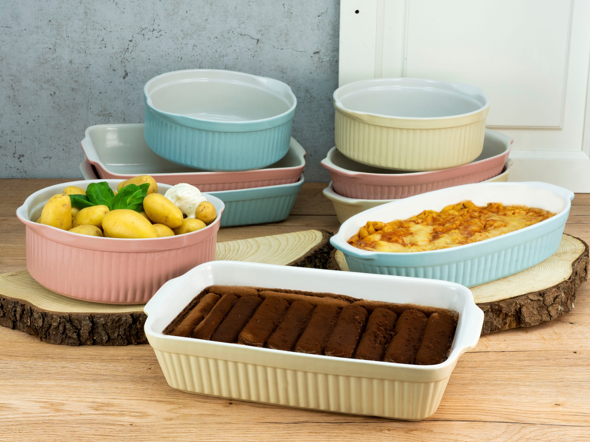 CreaTable Auflaufform »Pastell Kitchen« Steinzeug 1 Stk. tlg. klassisches Streifenrelief, umlaufender Kantenschutz, Pastellfarben,