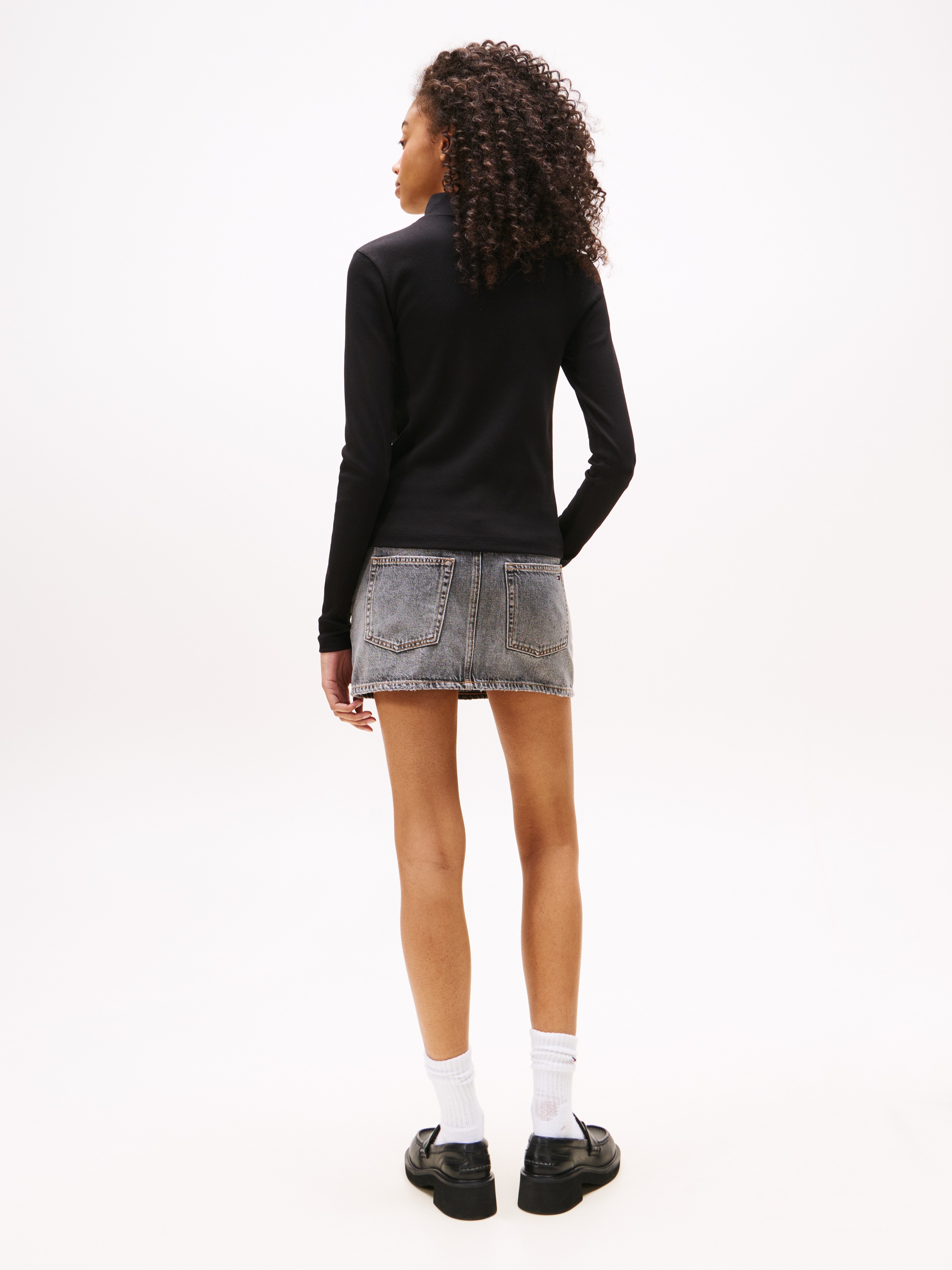Tommy Jeans Langarmshirt »TJW ESSENTIAL MOCK NECK«, mit Stehkragen