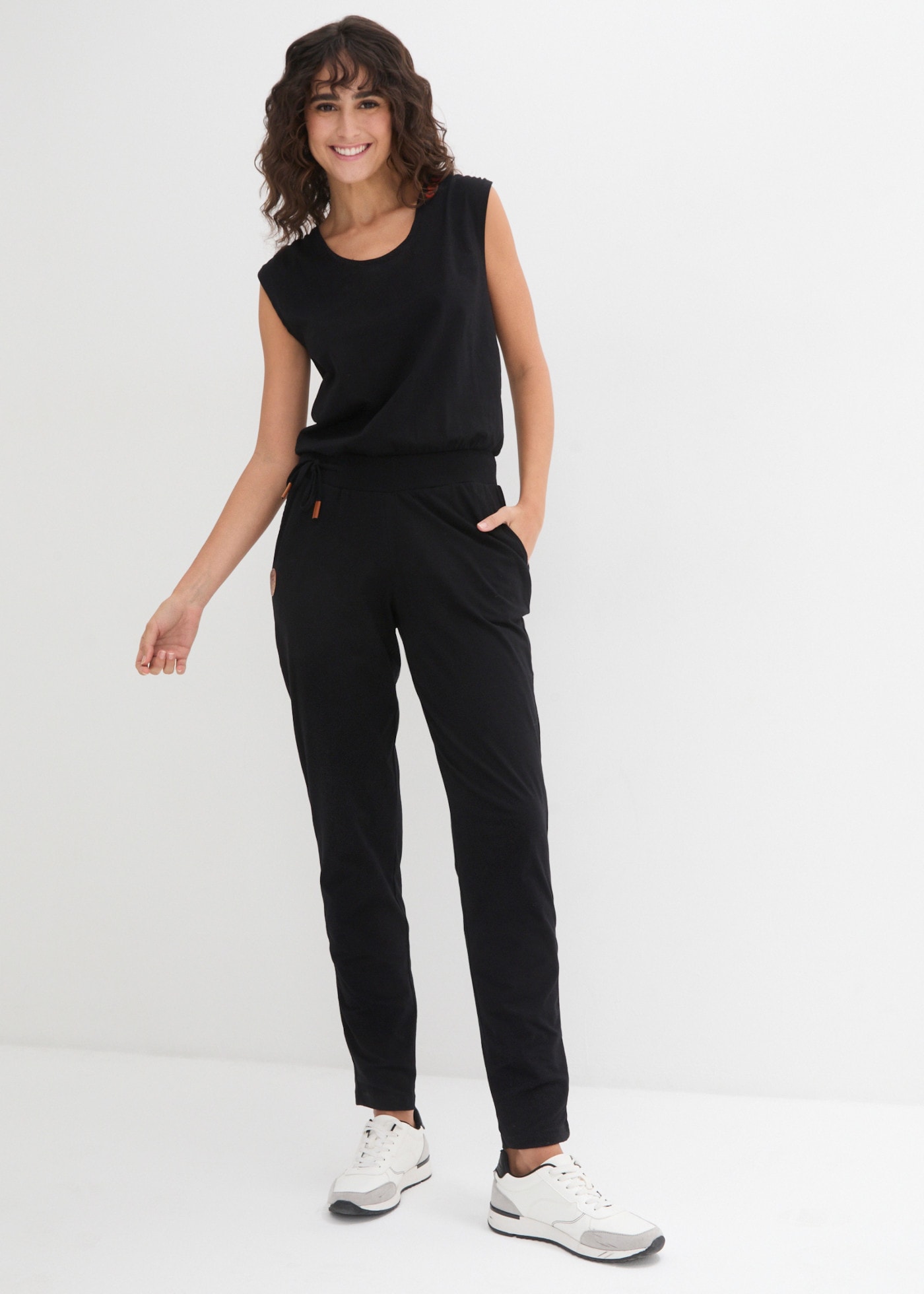 bonprix Overall ärmelloses Design, lockere Passform, mit seitlichen Eingriffstaschen