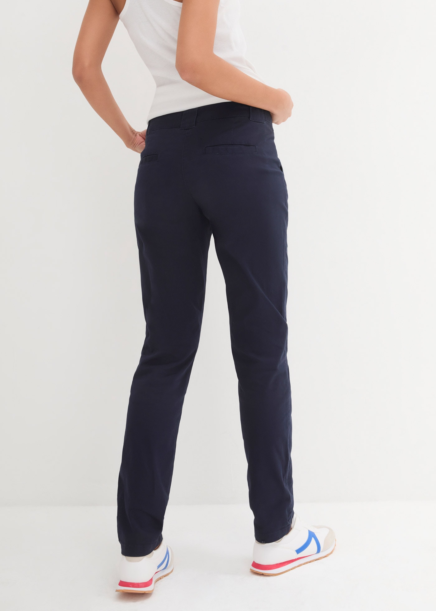 bonprix Chinohose  schmale Form, mit Bundfalten und praktischen Taschen