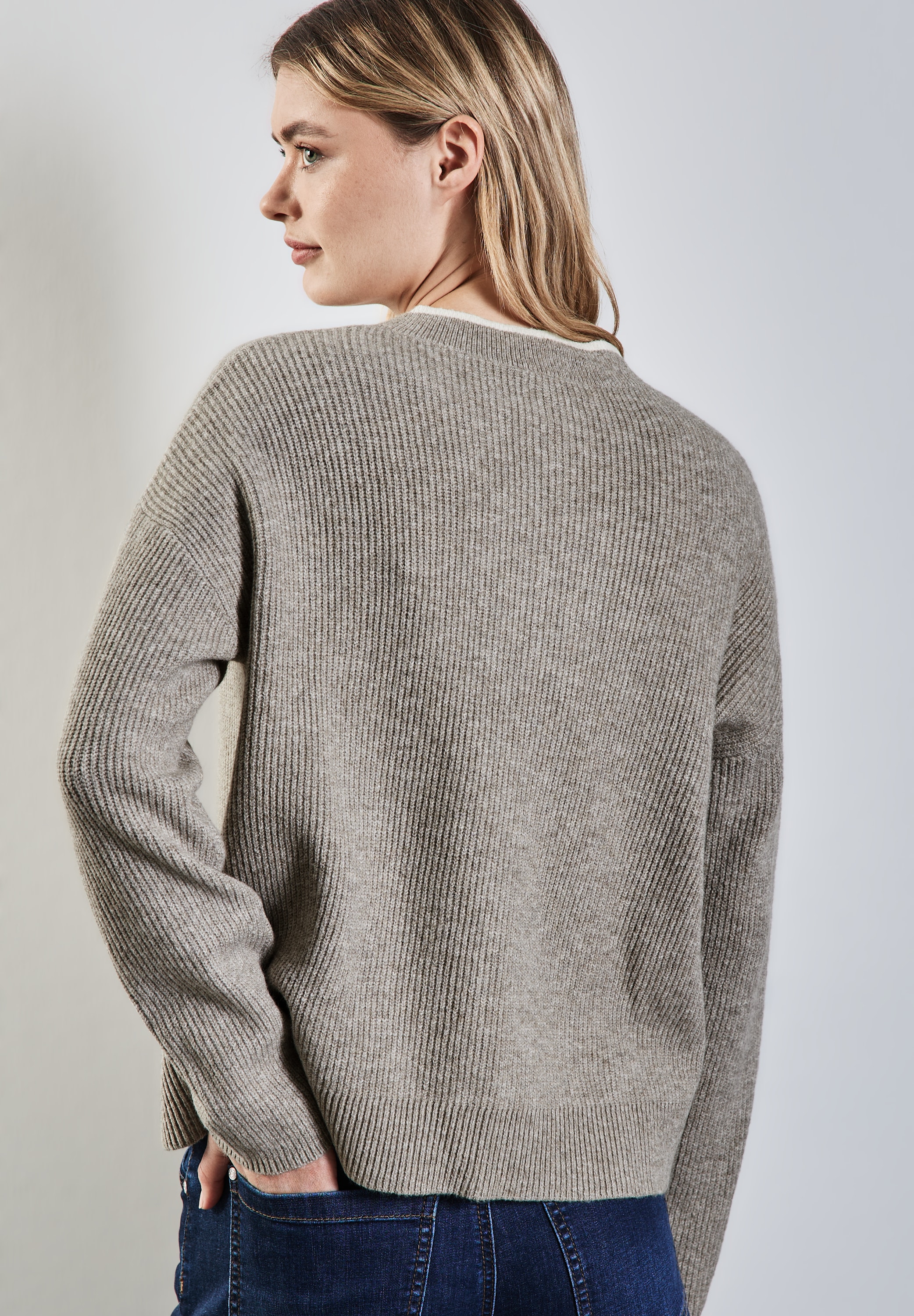 STREET ONE Strickpullover, mit Kontrastdetail