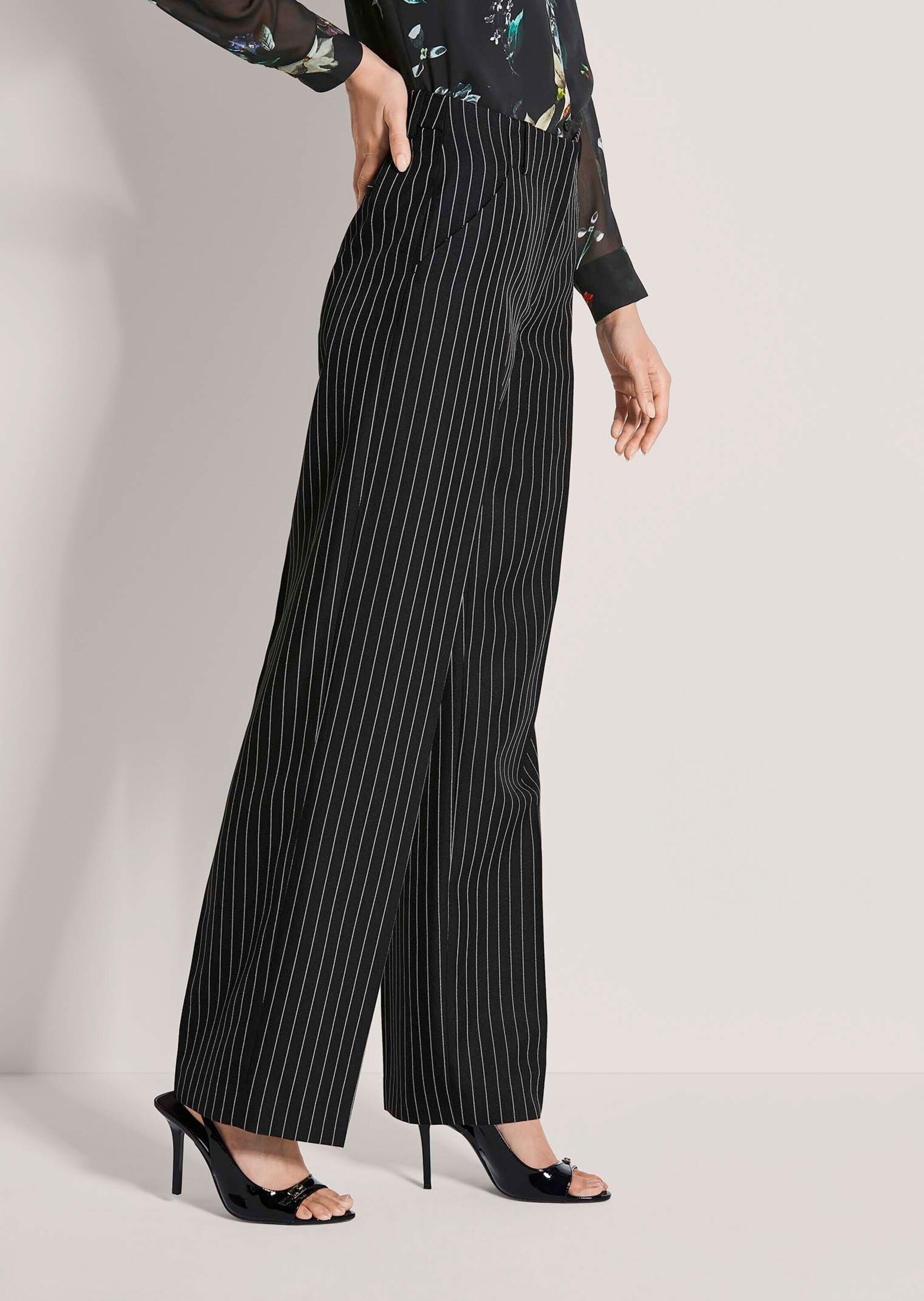 MADELEINE Stoffhose »Jerseyhose Bügelfaltenhose mit Nadelstreifen«