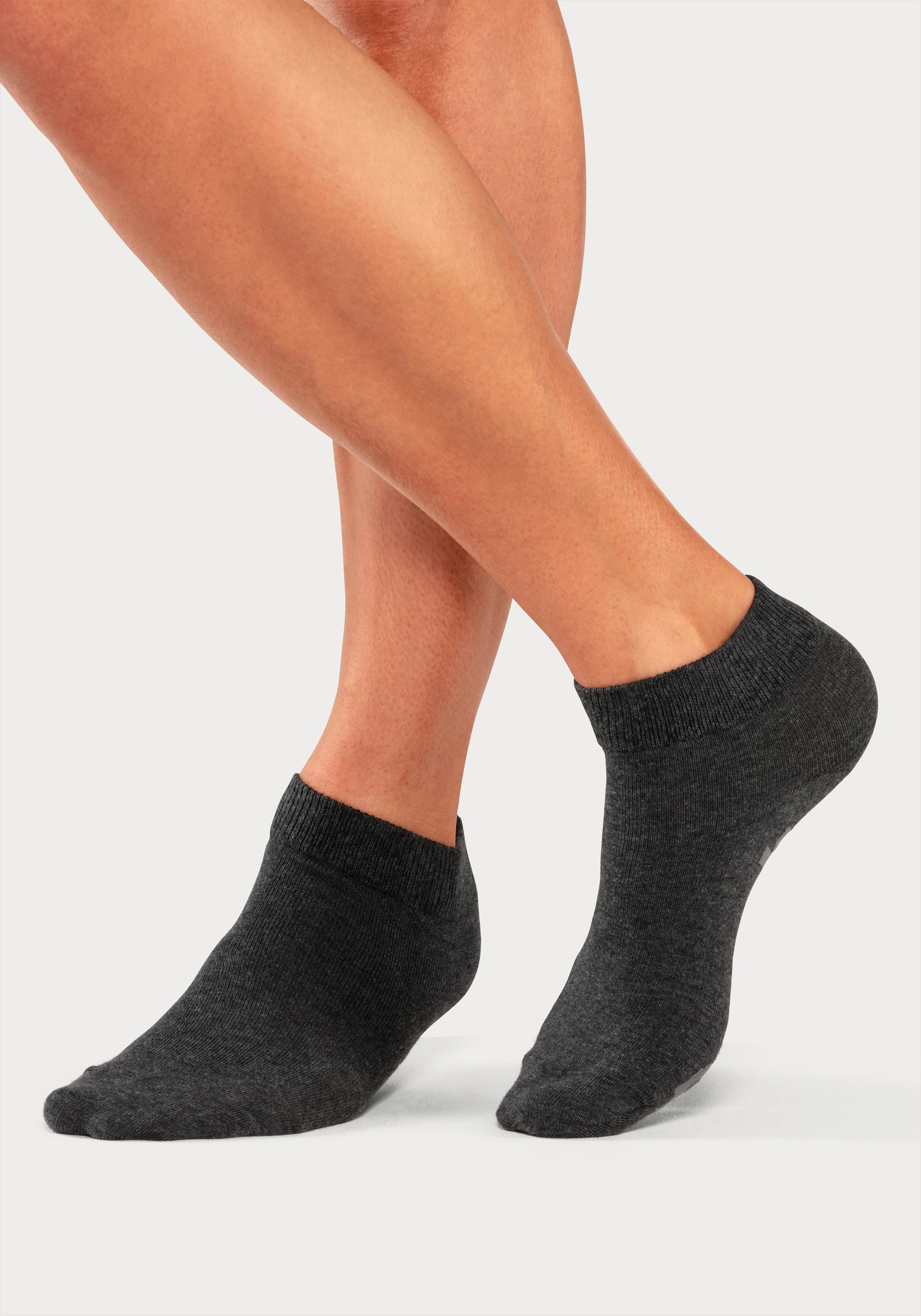 Bench. Kurzsocken, (Federtasche, 7 Paar), in ansprechendem Mäppchen mit Reißverschluss