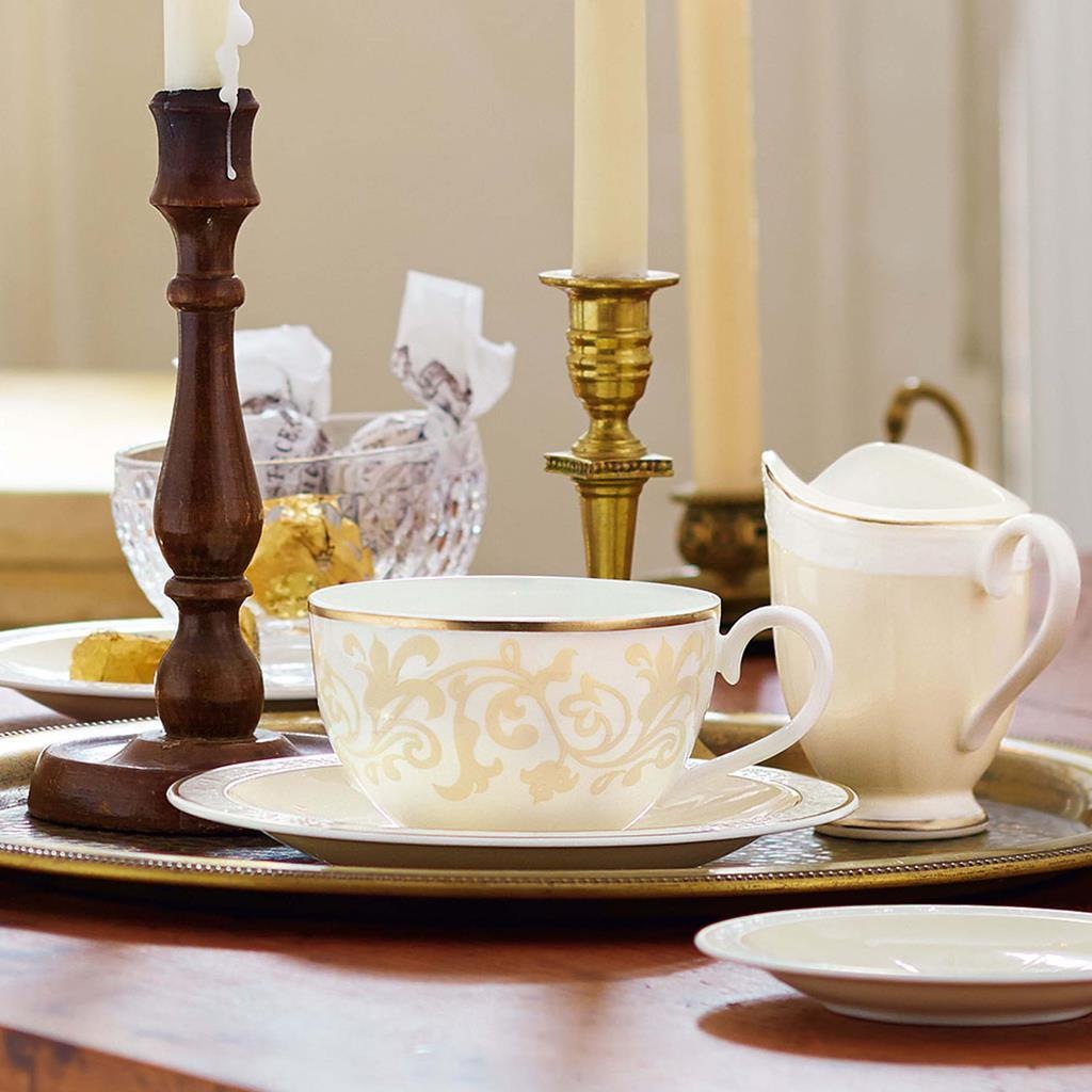 Villeroy & Boch Tasse »Frühstückstasse mit Untertasse Ivoire 310 ml weiß-gold« Spülmaschinenfest