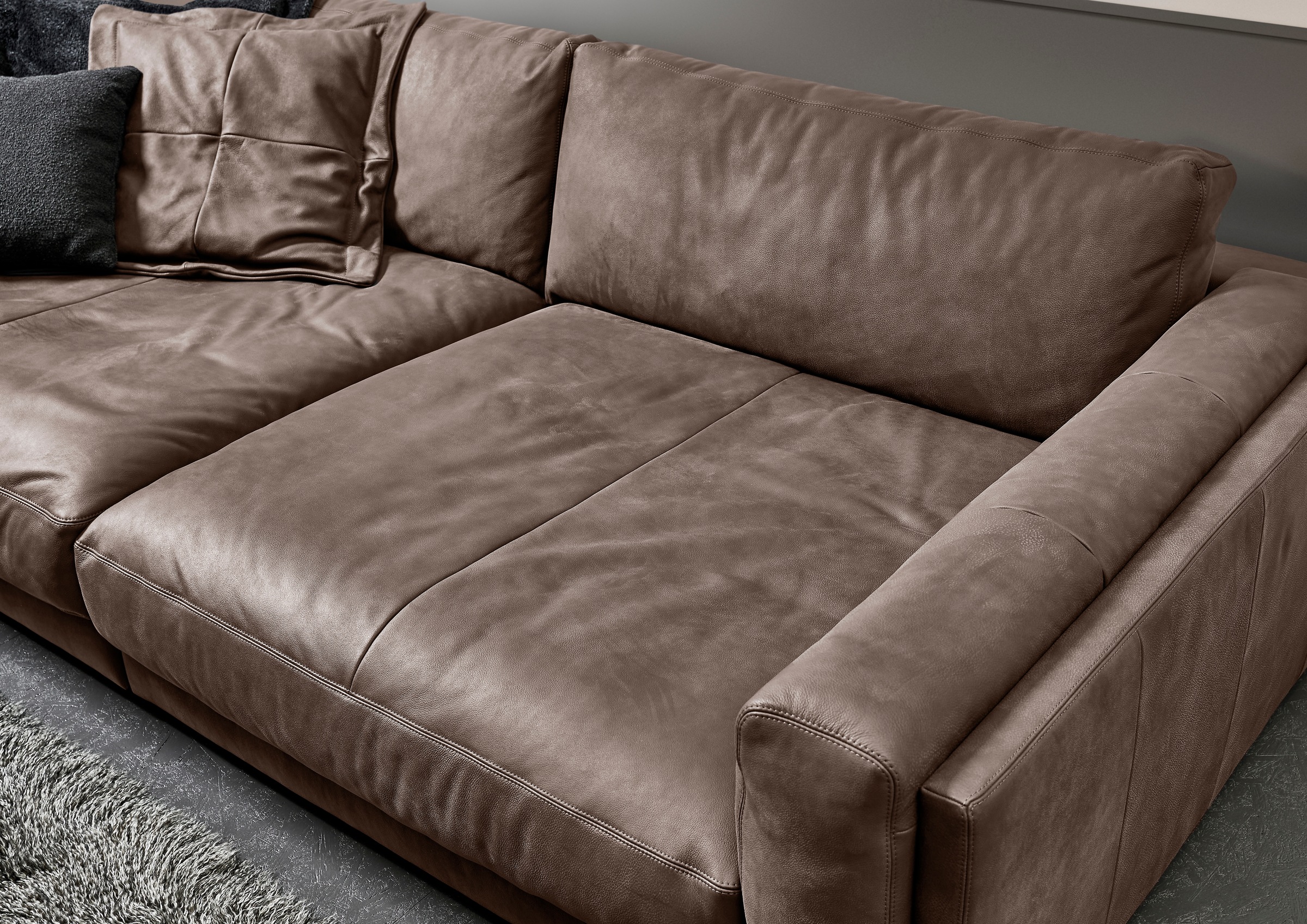3C Candy Big-Sofa »Karalis mit extra großer Sitztiefe, elegantes Mega Sofa zum Relaxen,«, auch in Cord- oder Leder-Bezug, lose Kissen, loungige Bequemlichkeit