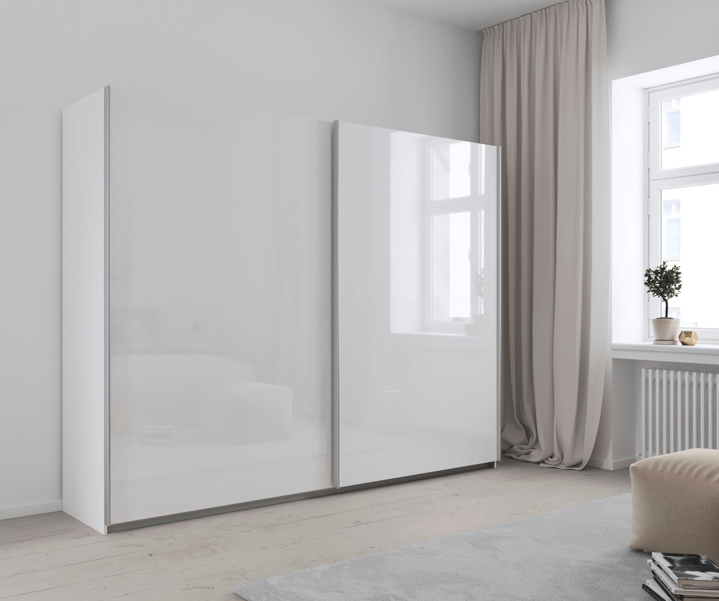 INOSIGN BY RAUCH Schwebetürenschrank »Kleiderschrank Schrank Garderobe Schlafzimmerschrank THANOS«, (in 3 verschiedenen Ausstattungen BASIC/CLASSIC/PREMIUM), Optional mit Spiegel, Metall-Griffleisten alufarben MADE IN GERMANY