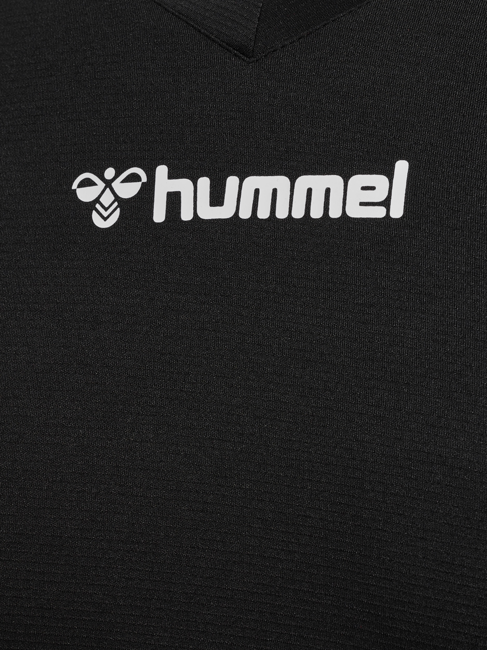 hummel Trainingsshirt »HMLBL ESSENTIAL TEE L/S« reguläre Passform, langärmlig, atmungsaktiv, schnell trocknend