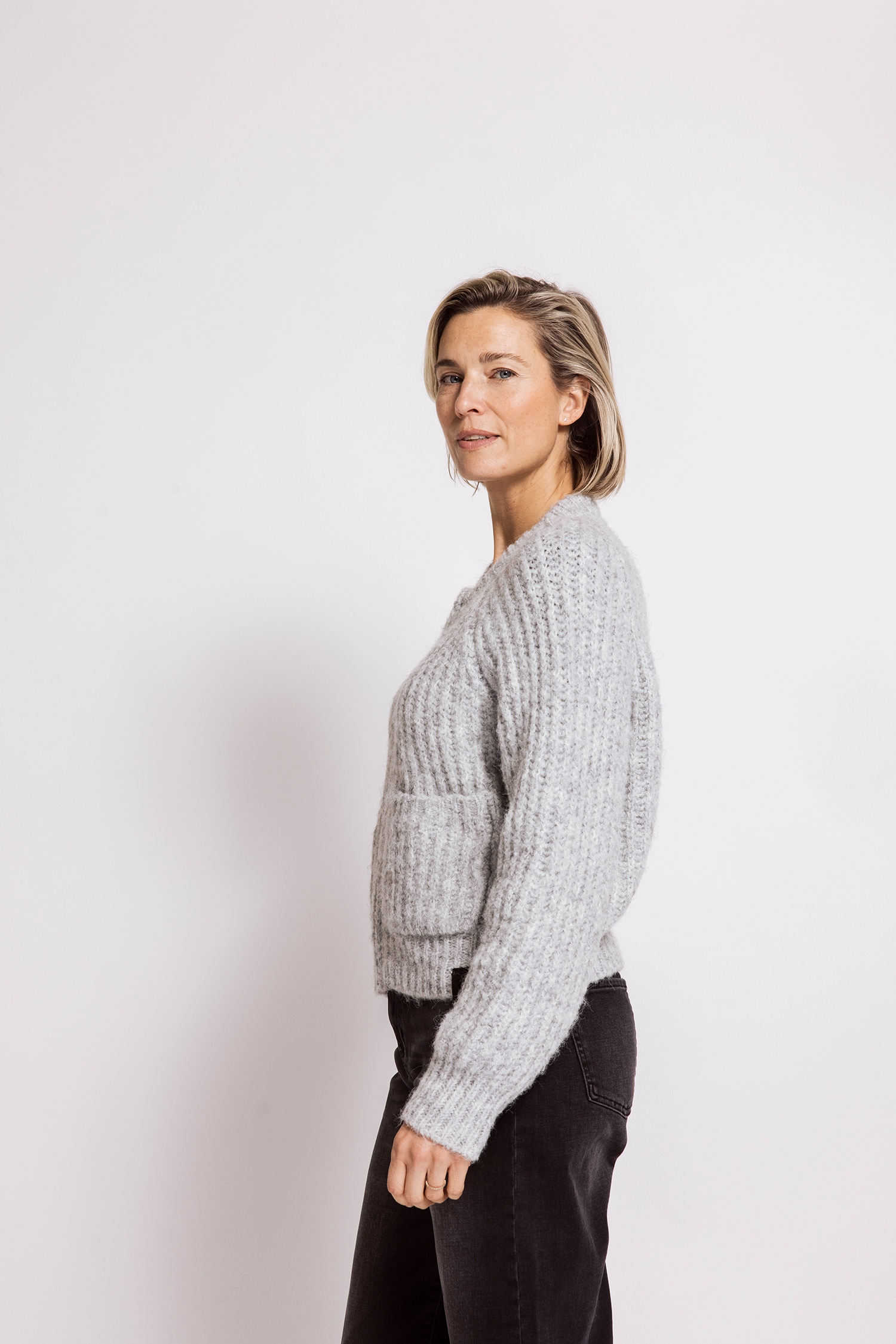 Zhrill Strickjacke »CORINNA« lässiger Look, Regular Fit, mit Reißverschluss, mit Rippenstruktur