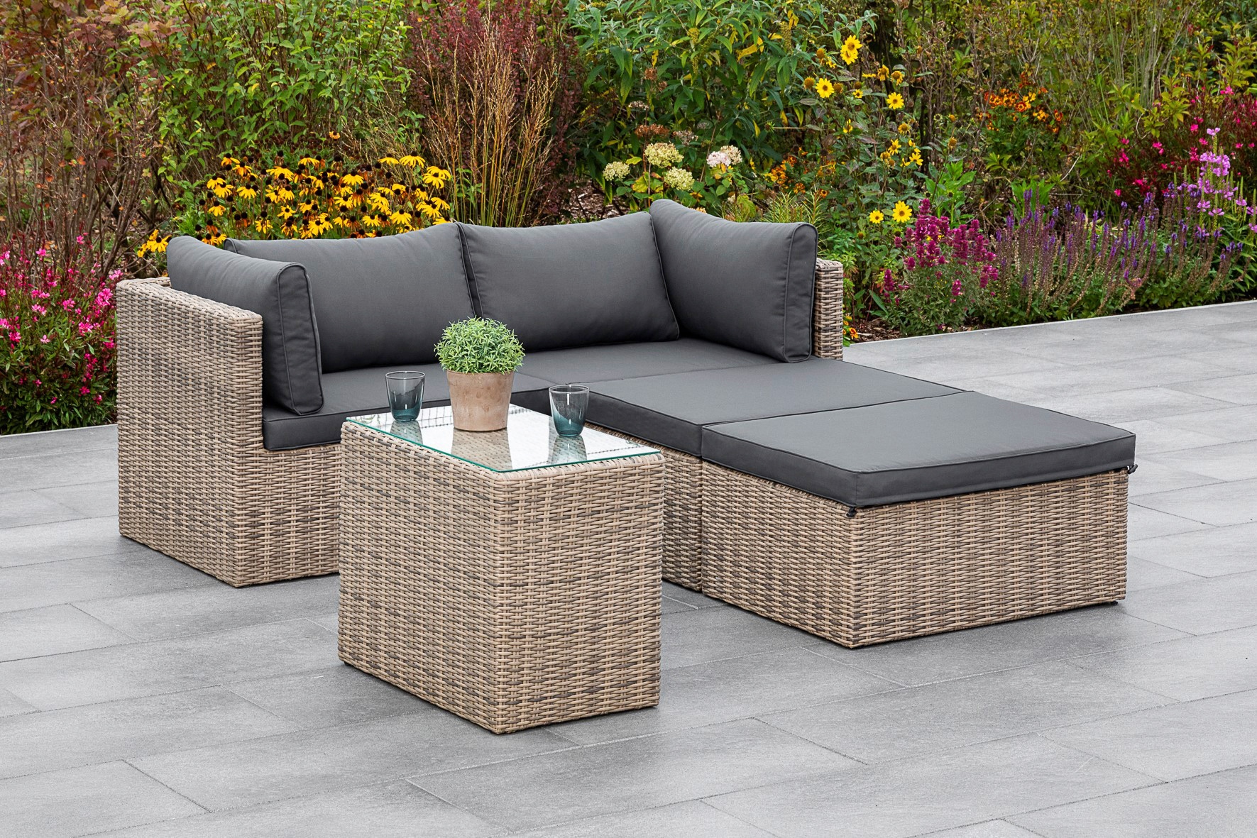 MERXX Garten-Essgruppe »Licosa«, (5 tlg.), 2 Sessel, 2 Hocker, Tisch, mit Auflagen, naturgrau