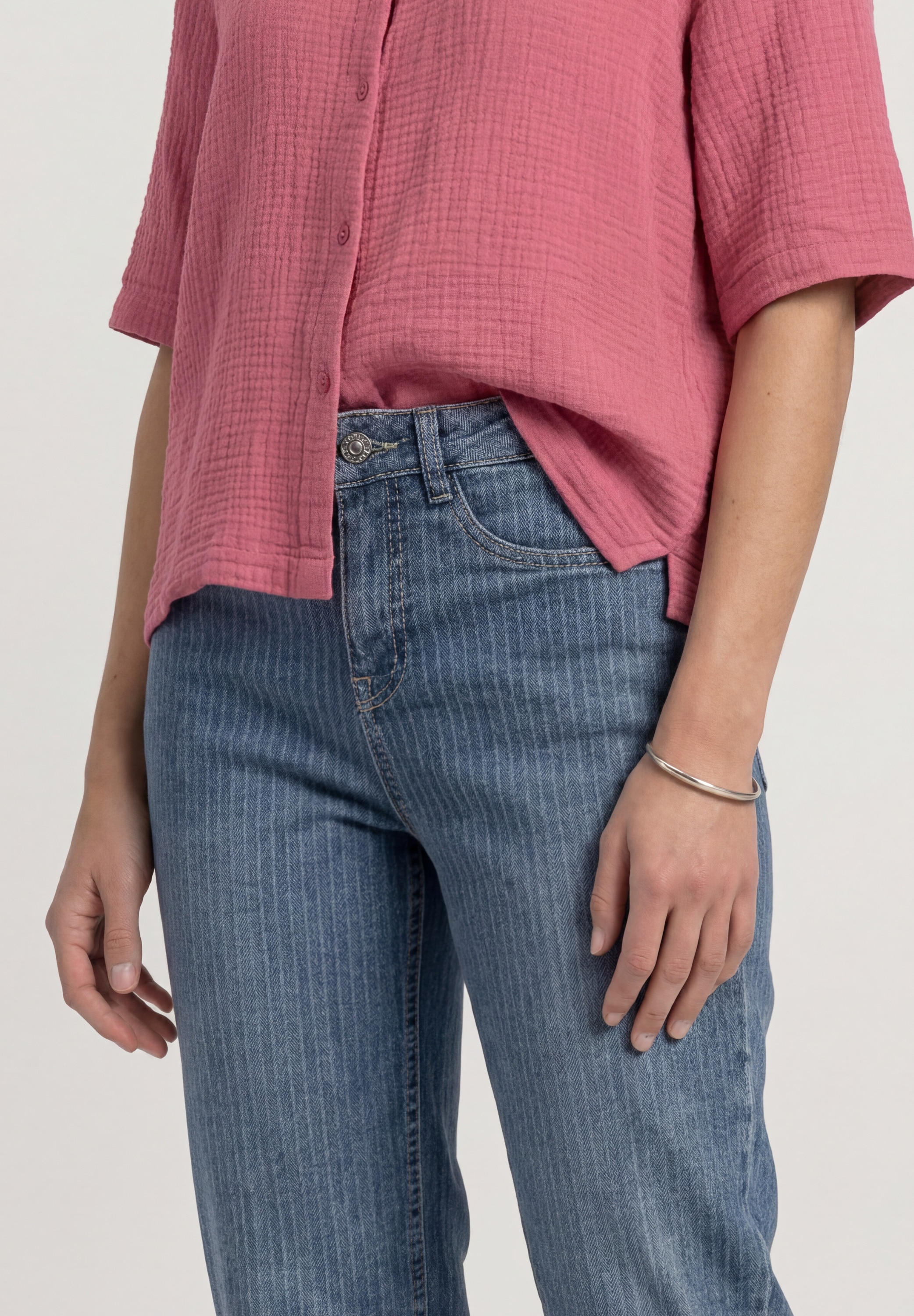 STREET ONE Loose-fit-Jeans »Style Karlie« mit Barrel Legs und Steifen-Optik