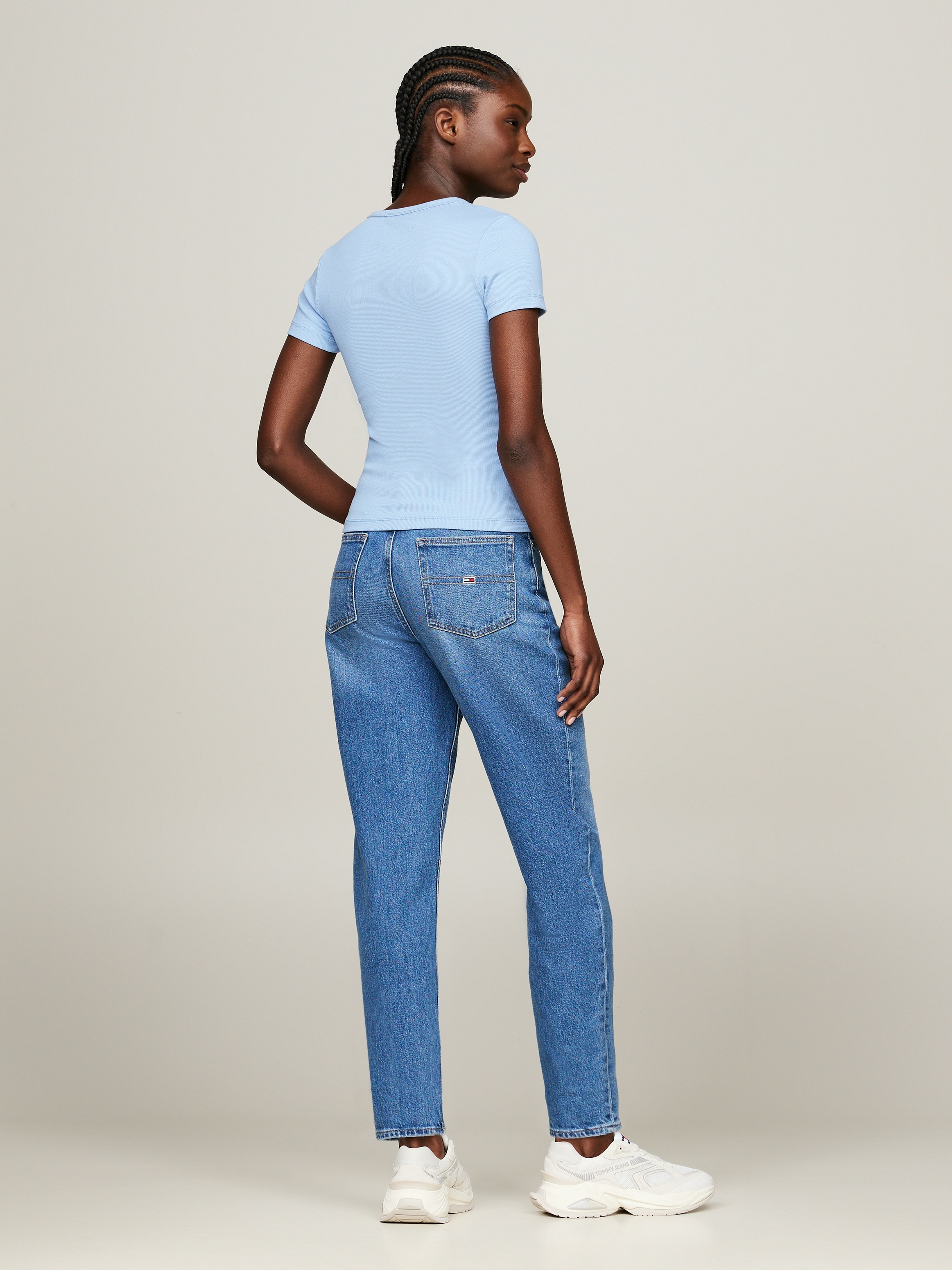 Tommy Jeans T-Shirt »TJW SLIM BADGE RIB TEE«, in Rippoptik
