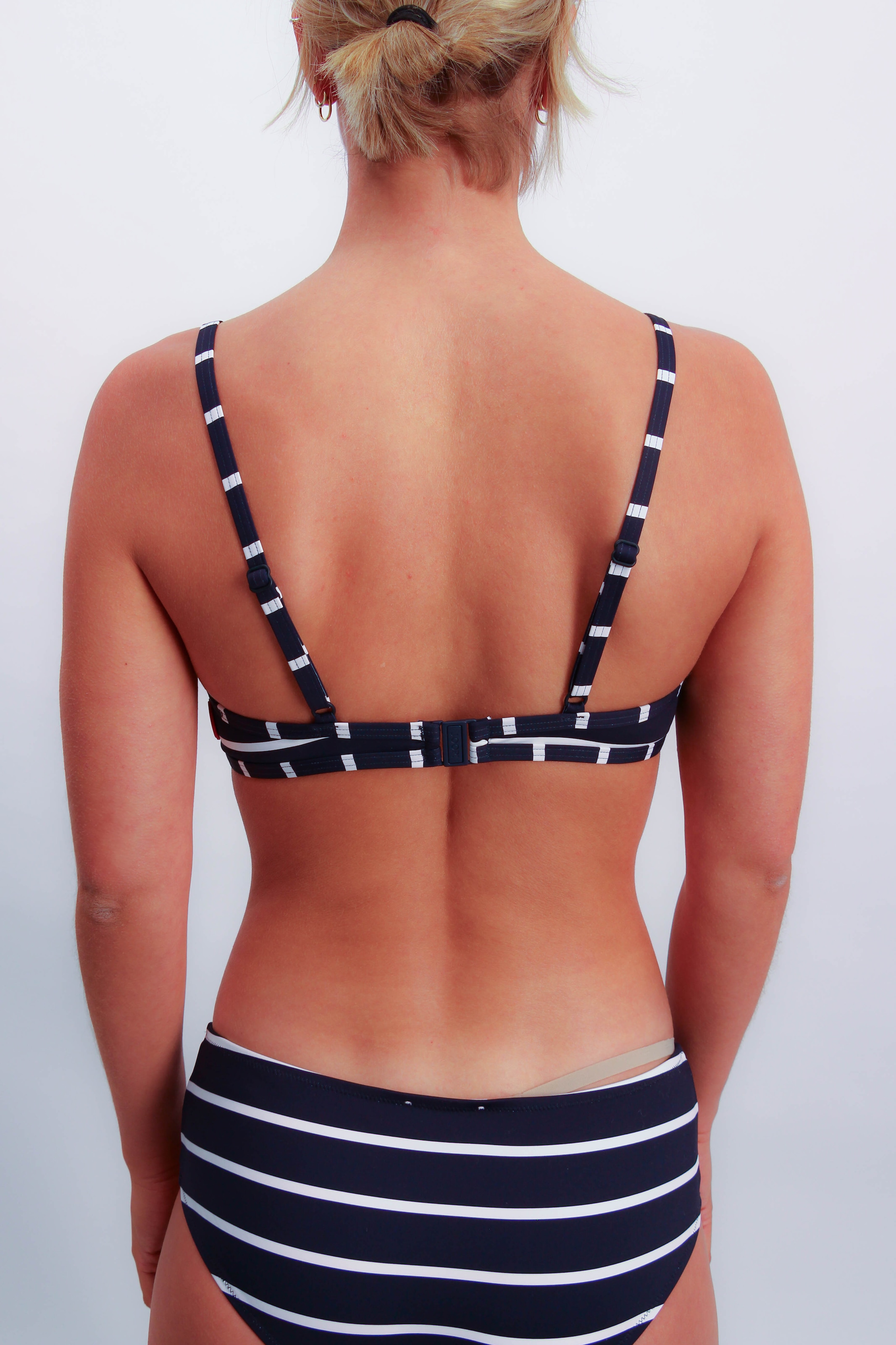 JOOP! Bustier-Bikini-Top »JEANS! Easy Summer«, im lässigen Streifen-Design, herausnehmbare Pads