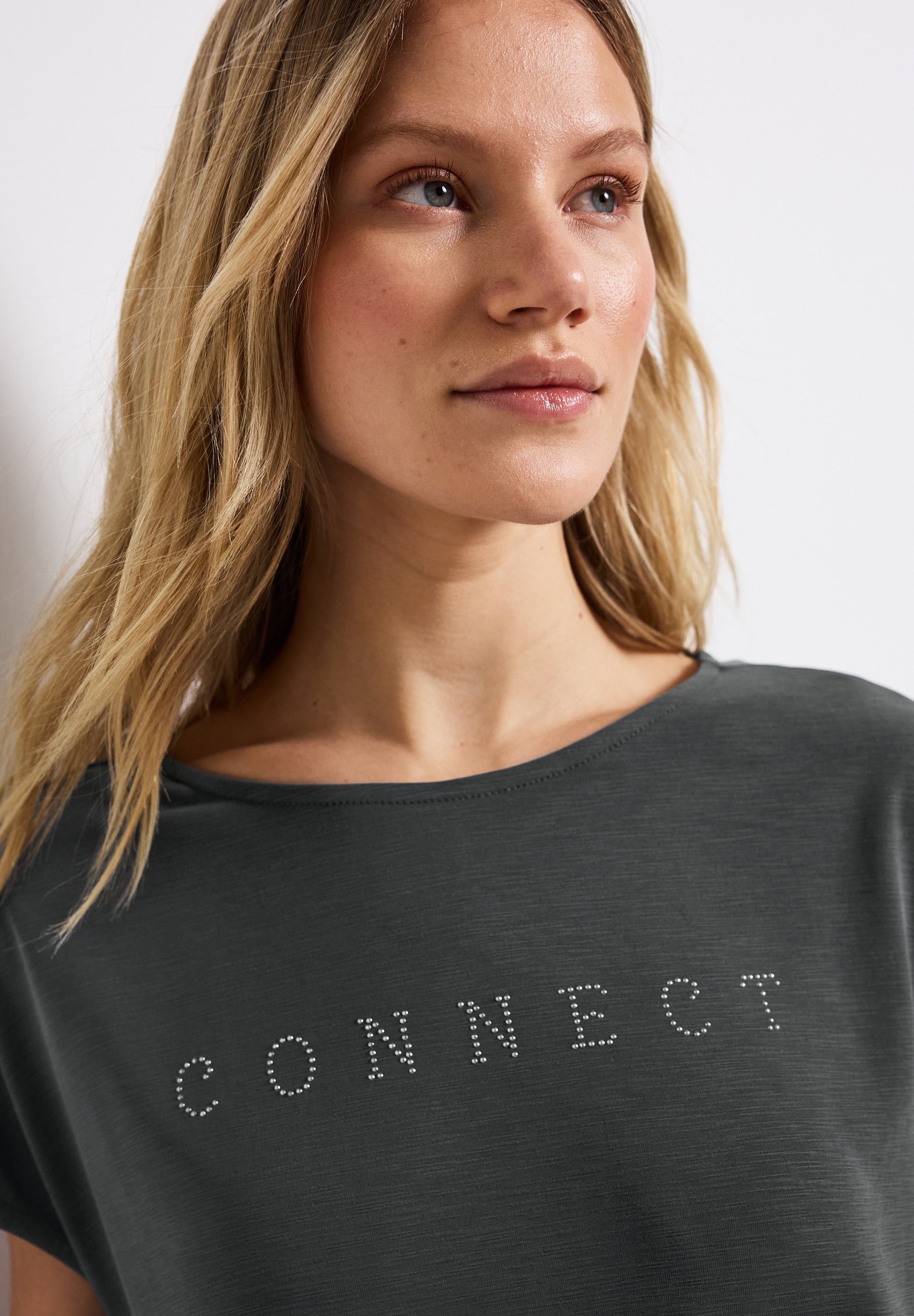 STREET ONE T-Shirt, mit Wording aus Schmucksteinen
