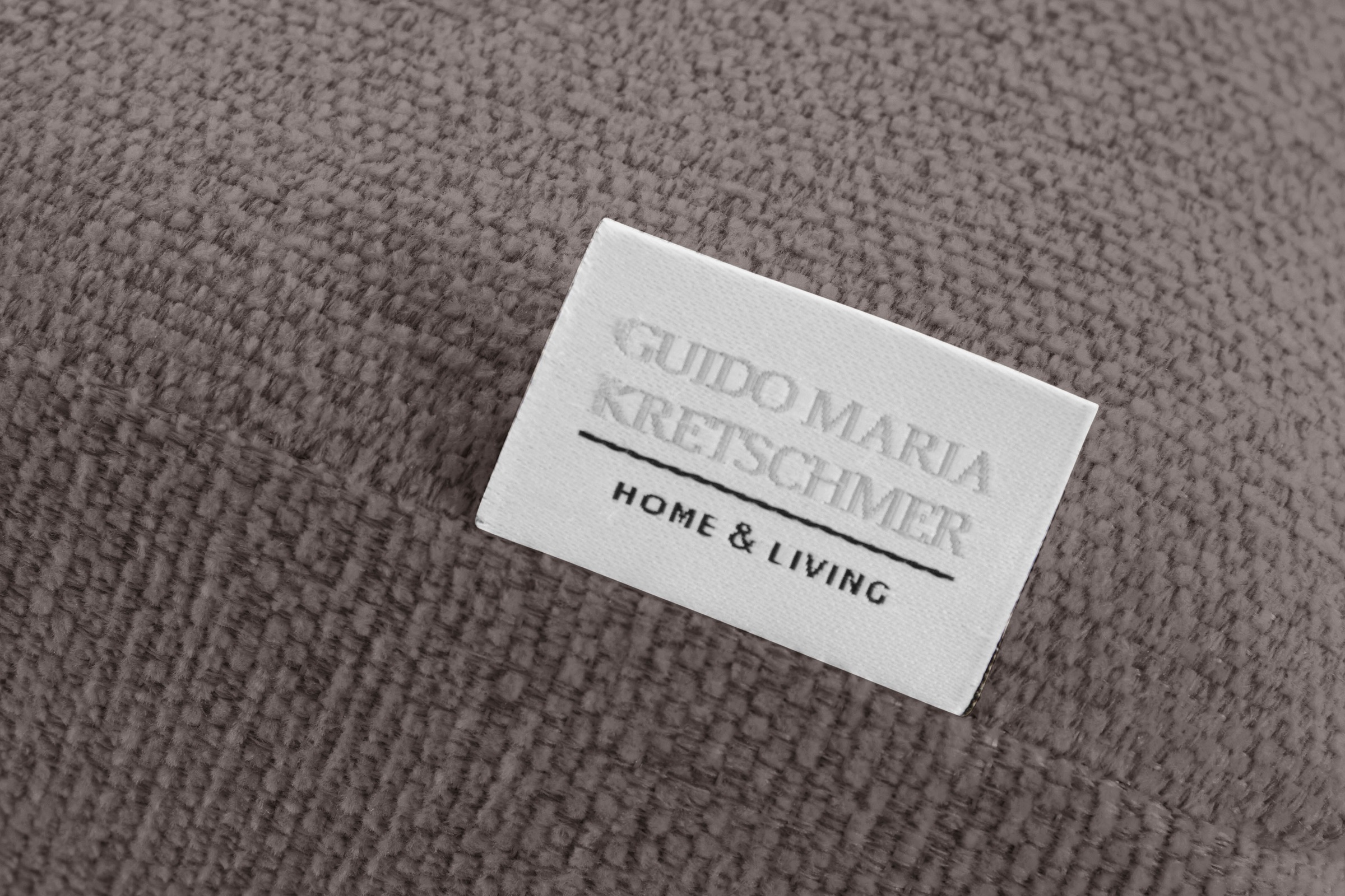 Guido Maria Kretschmer Home&Living Polsterhocker »Kalina«, mit klassischer Chesterfield-Knopfheftung, passend zur Serie "Kalina"