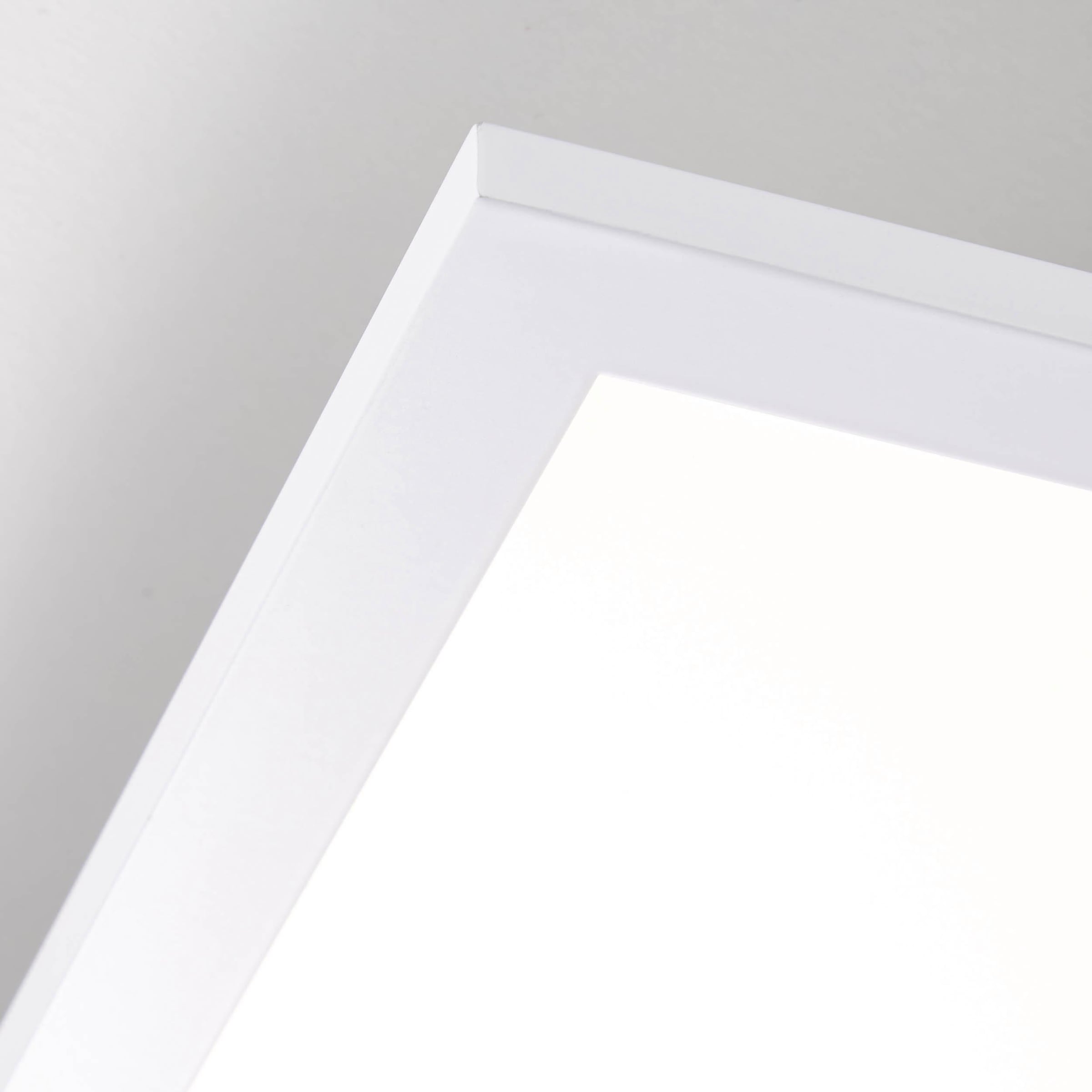 Brilliant LED Deckenleuchte Garantie warmweißes weiß kaufen Lumen, cm, »CHARLA«, 4000 XXL mit flammig-flammig, Metall/Kunststoff, 120 Jahren 30 | 3 Licht, x 1 online