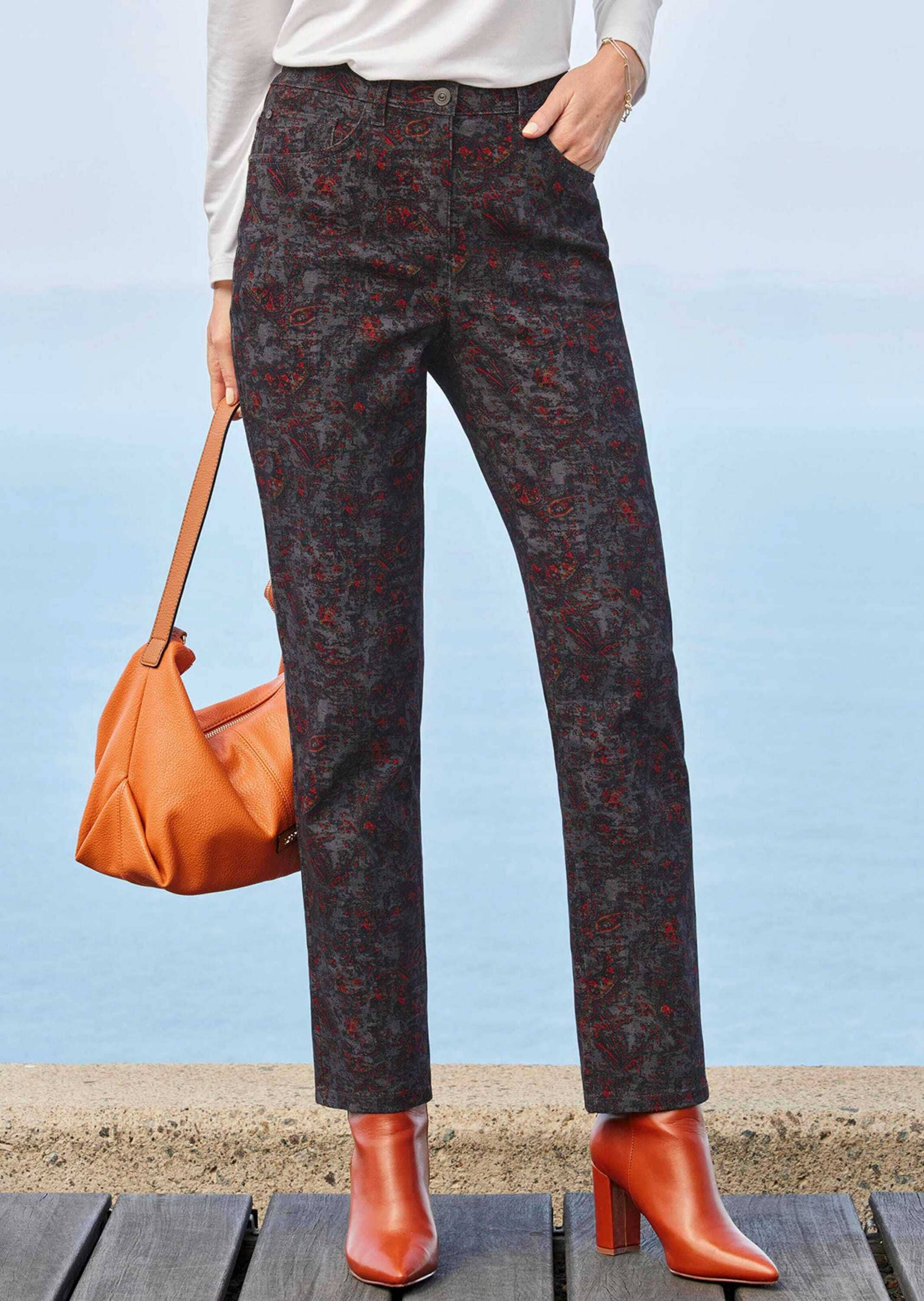 GOLDNER 2-in-1-Hose »Kurzgröße Druckhose CARLA mit Paisley-Muster«