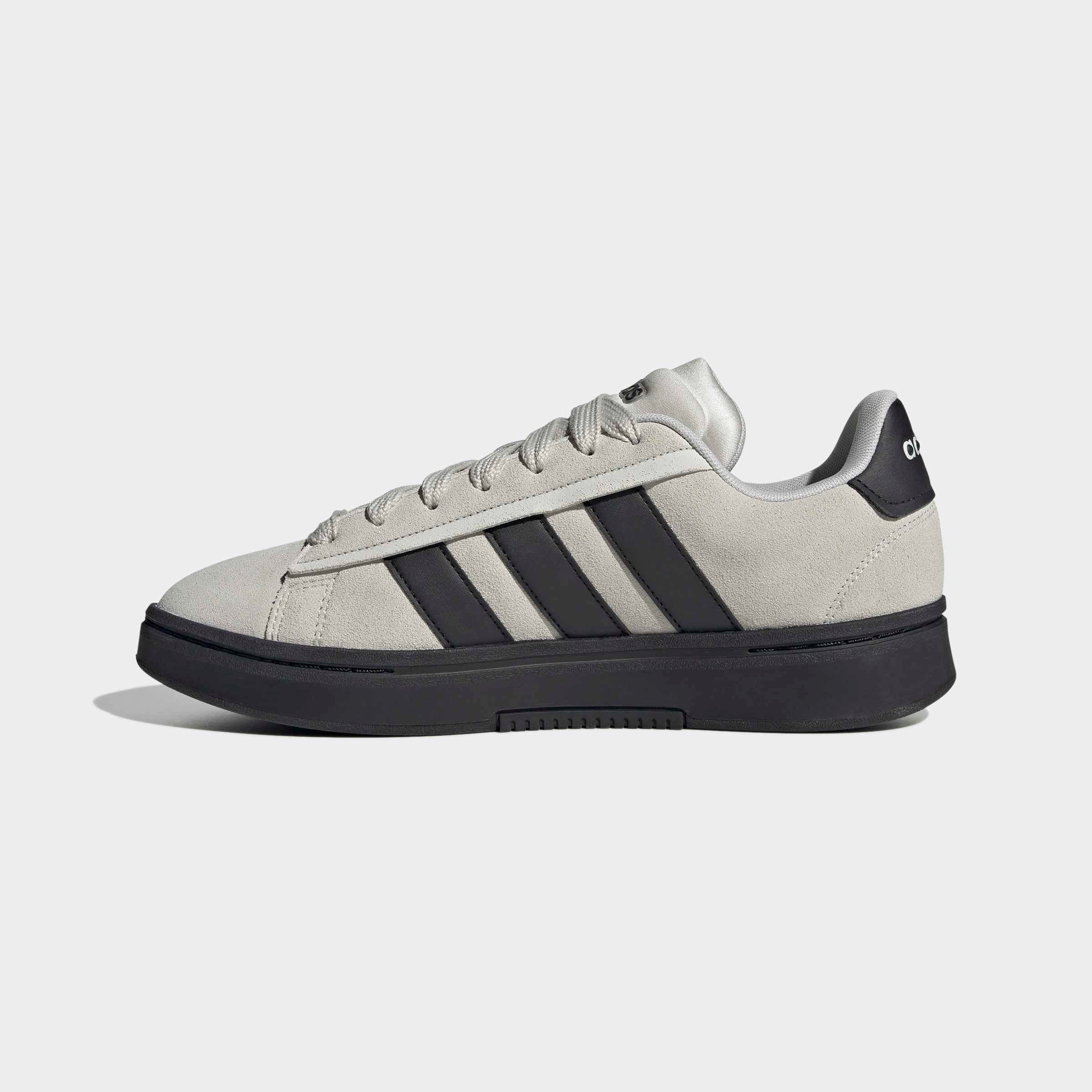 adidas Sportswear Sneaker »GRAND COURT ALPHA«  Design inspiriert vom adidas Campus 00