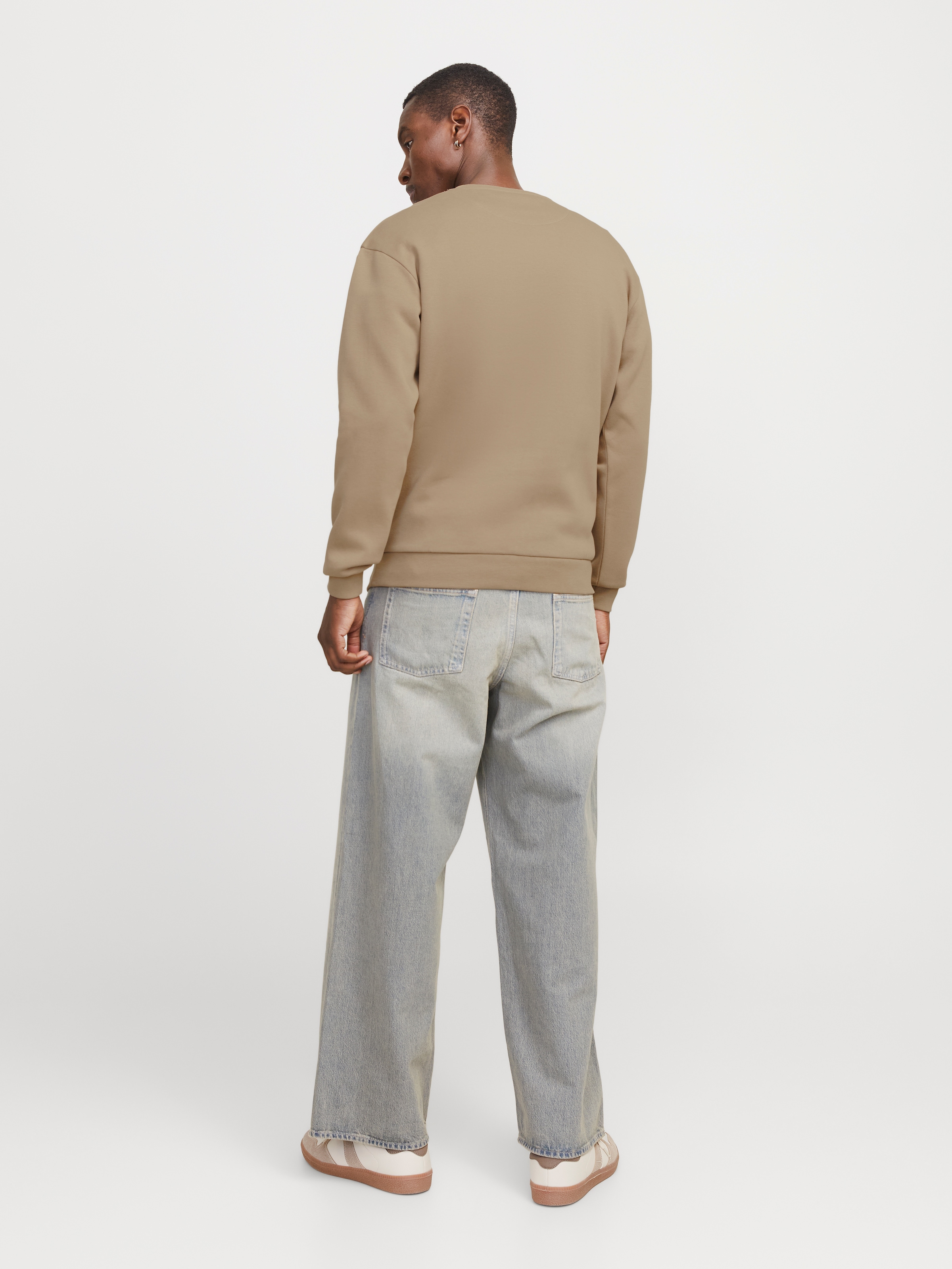 Jack & Jones Sweatshirt »JJEBRADLEY SWEAT CREW NOOS«, mit Rippbündchen