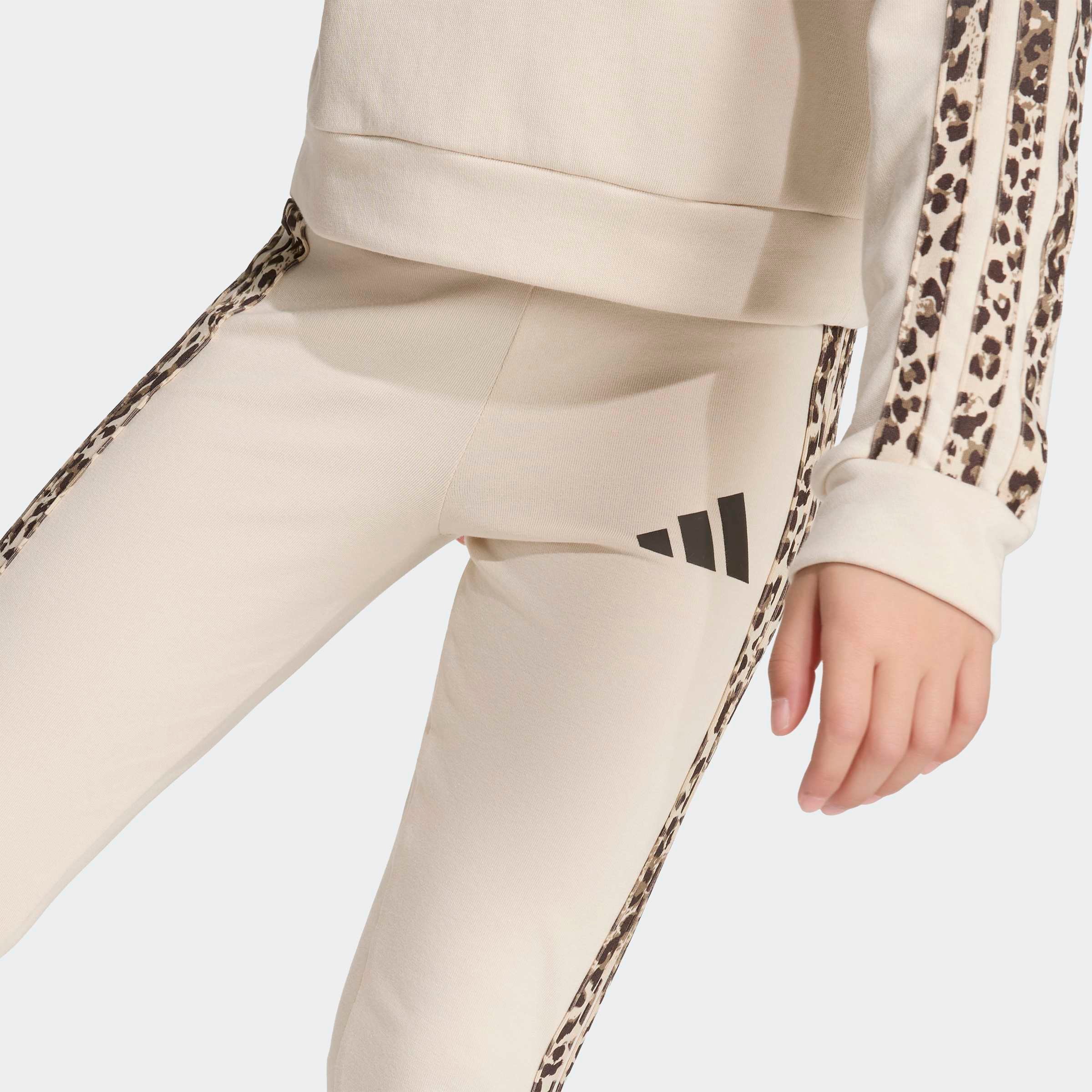 adidas Sportswear Trainingsanzug »SET, LEGGINGS, ANIMALPRINT« 2