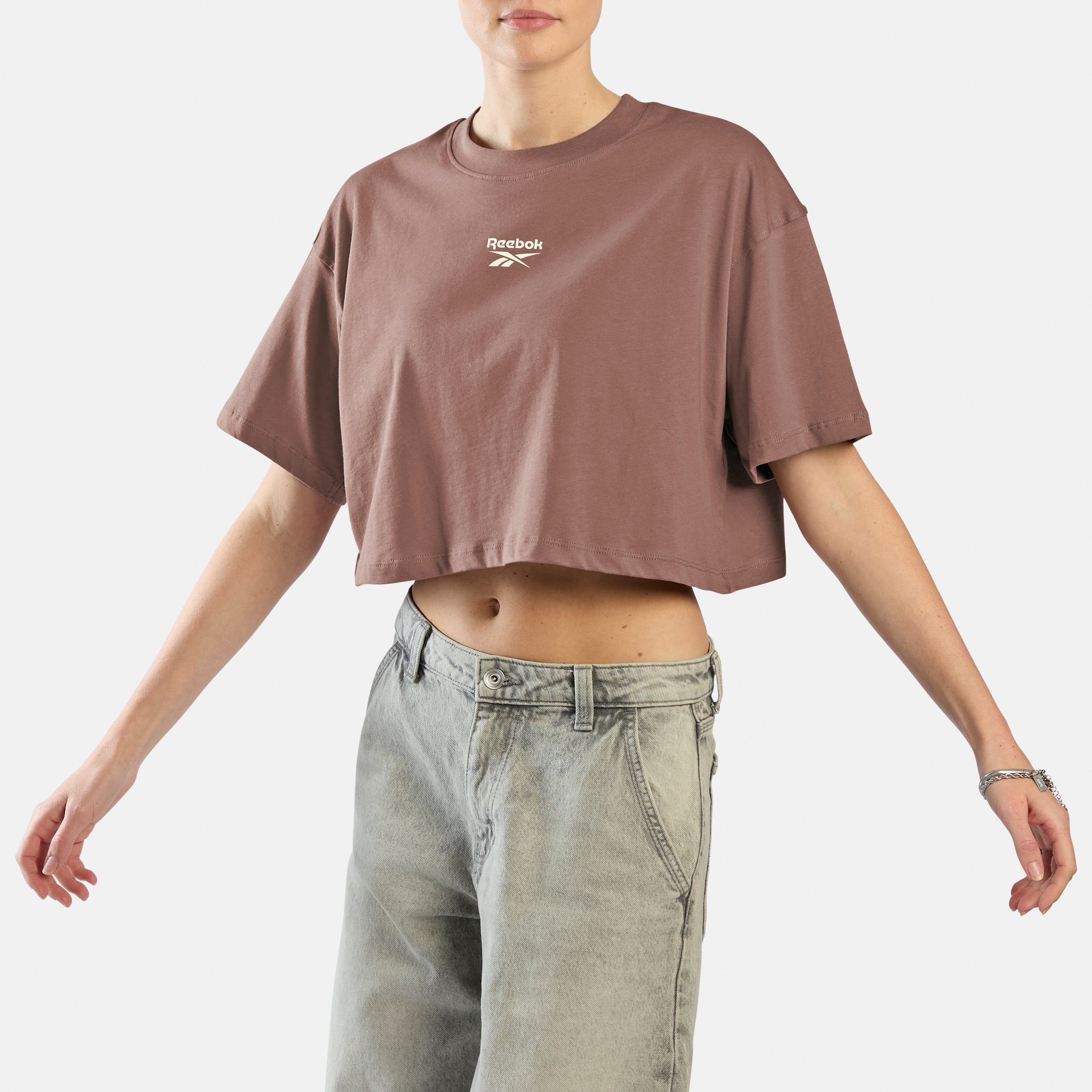Reebok T-Shirt »ID CROPPED BOX FIT T-SHIRT« mit Rundhalsausschnitt, sportlicher Stil, T-Shirt-Schnitt