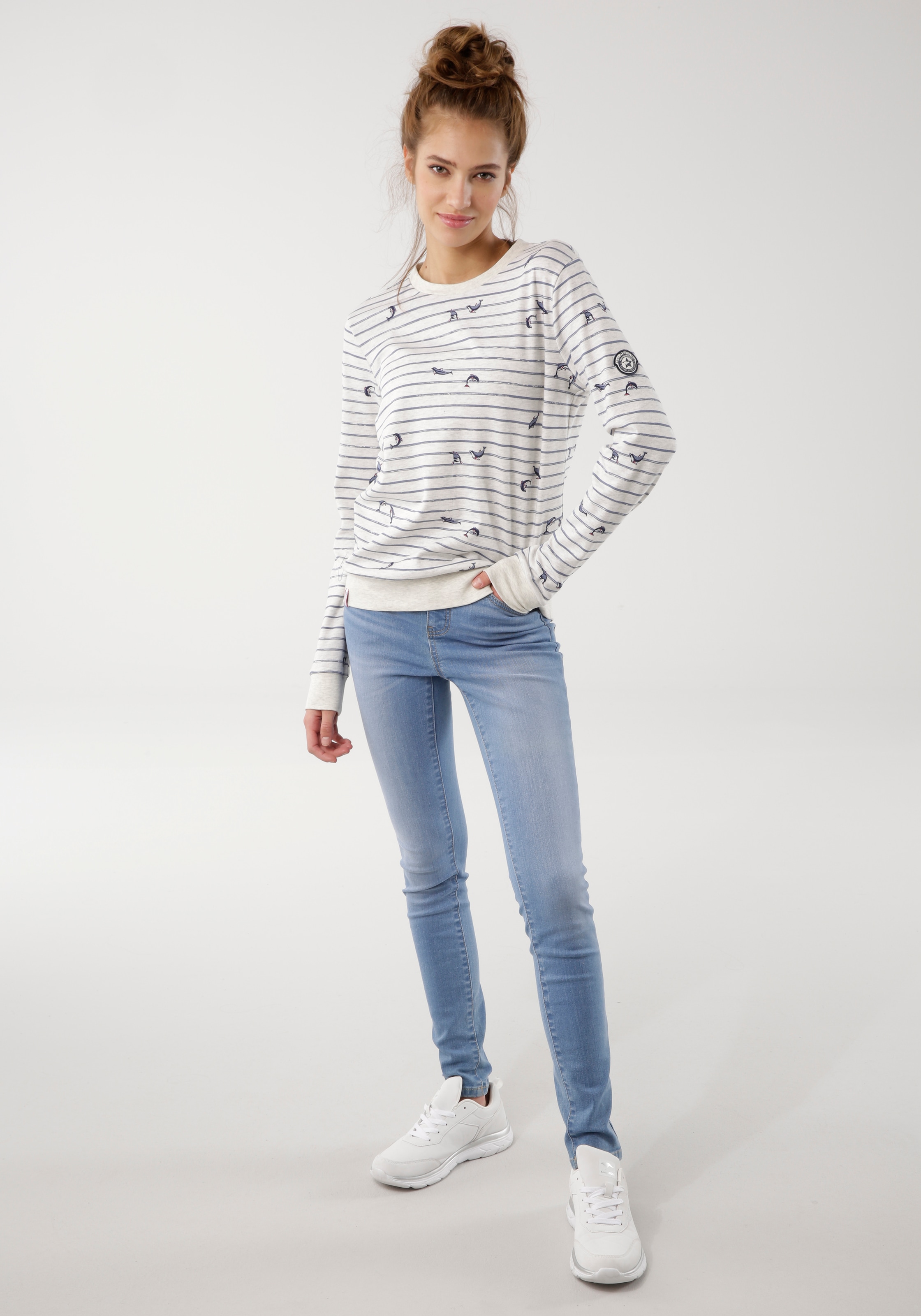 KangaROOS Sweatshirt, Langarm, figurumspielender Schnitt, Rundhalsausschnitt