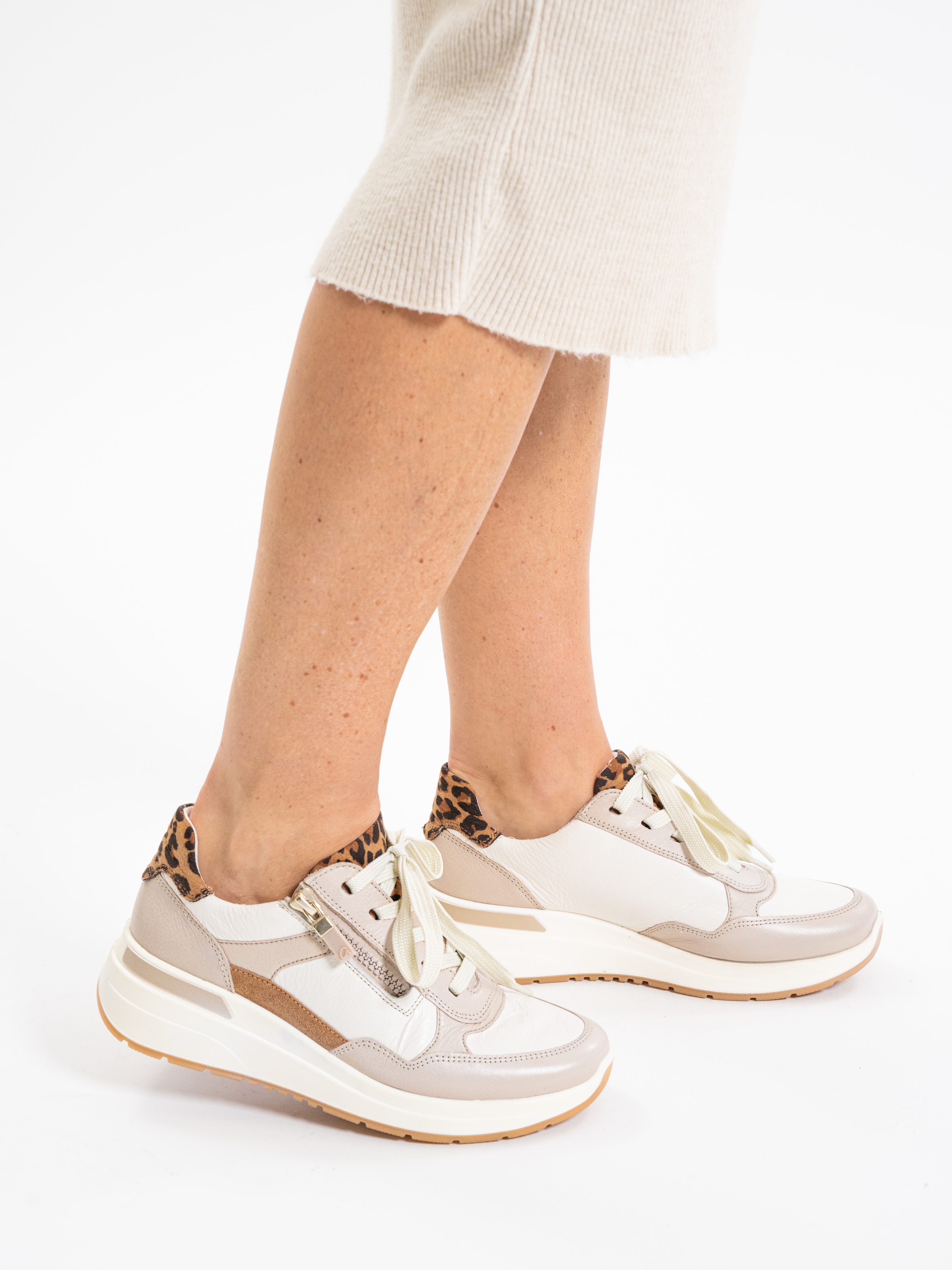 Ara Keilsneaker »GARDA«  , Plateausneaker, Keilsneaker mit Wechselfußbett in H-Weite