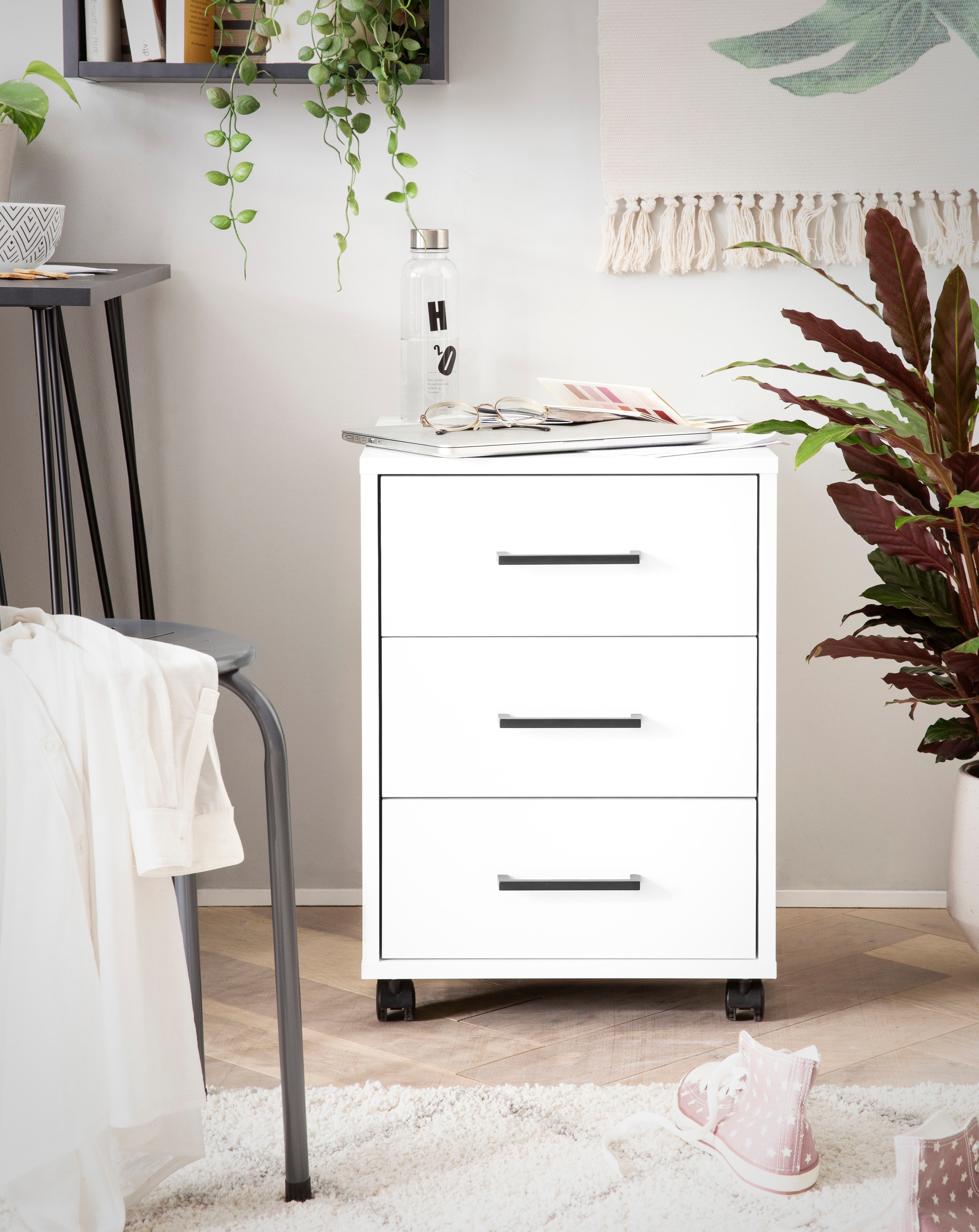 Schildmeyer Rollcontainer »Ruby, Breite 40 cm« Mit Stifteinsatz, Metallbeschläge, feststellbare Möbelrollen