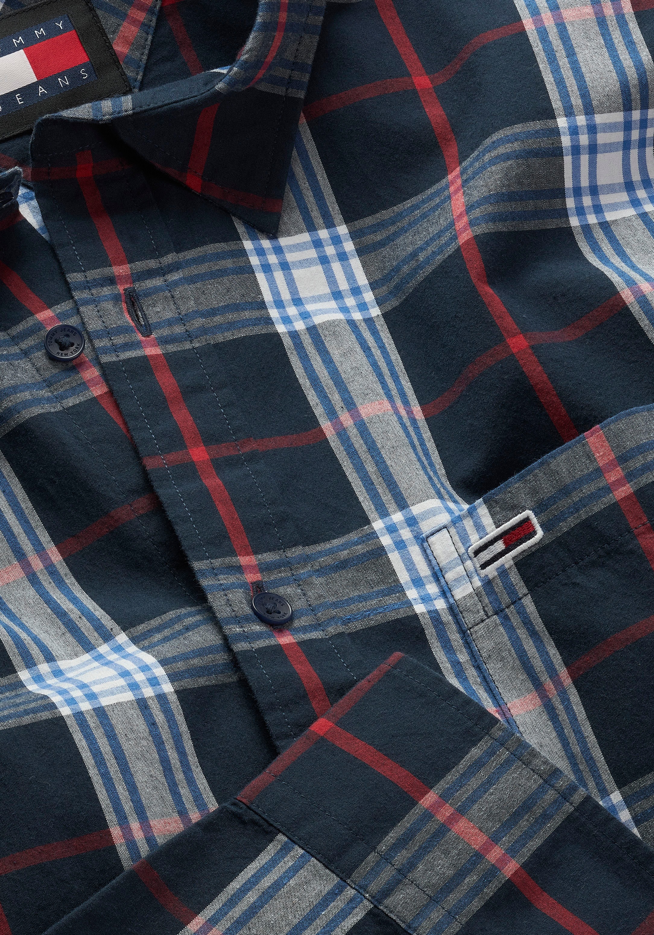 Tommy Jeans Langarmhemd »TJM REG POPLIN CHECK SHIRT«, mit Logostickerei