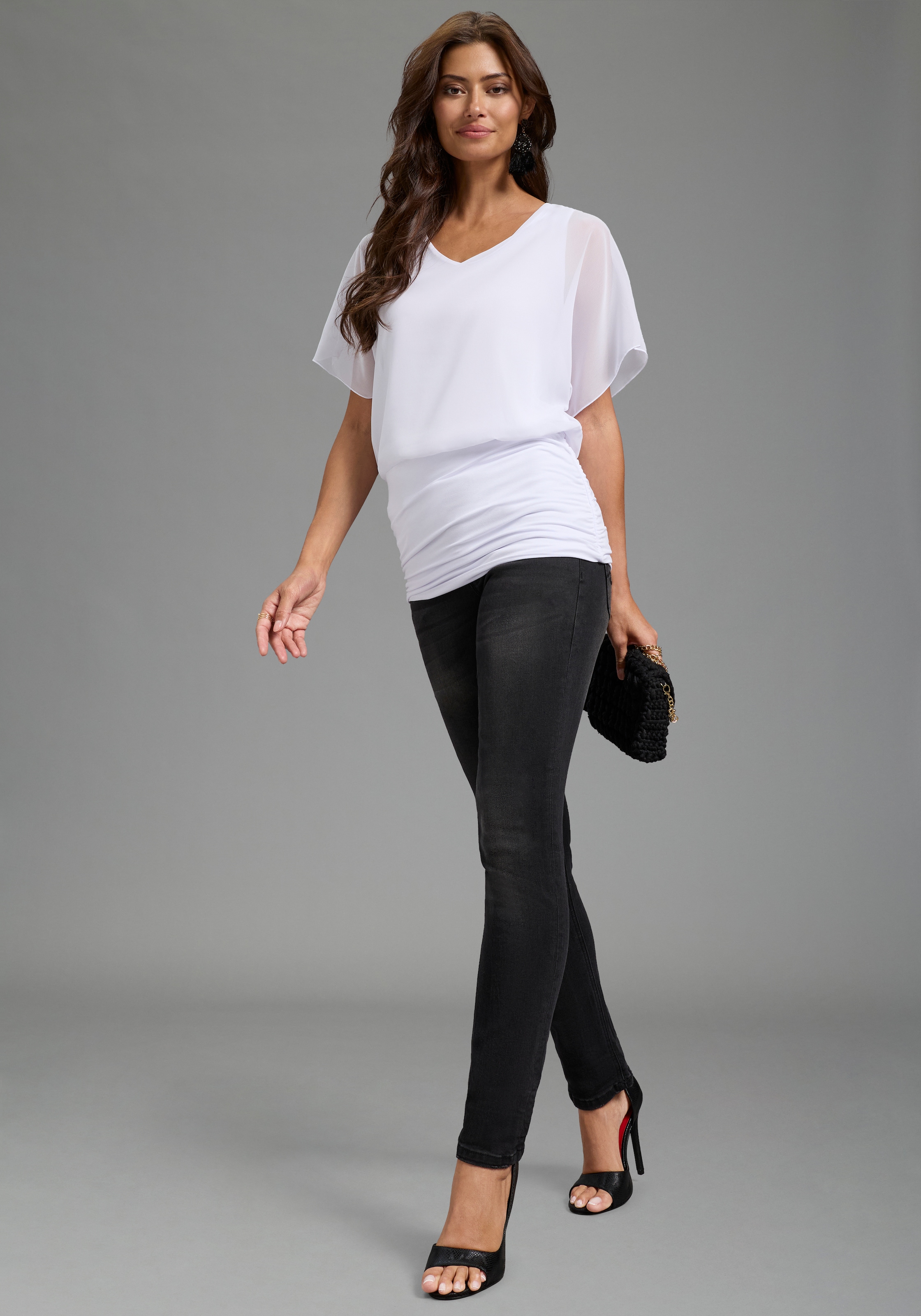 Laura Scott Chiffonbluse figurenbetont, hüftbedeckende Länge, V-Ausschnitt, unifarben