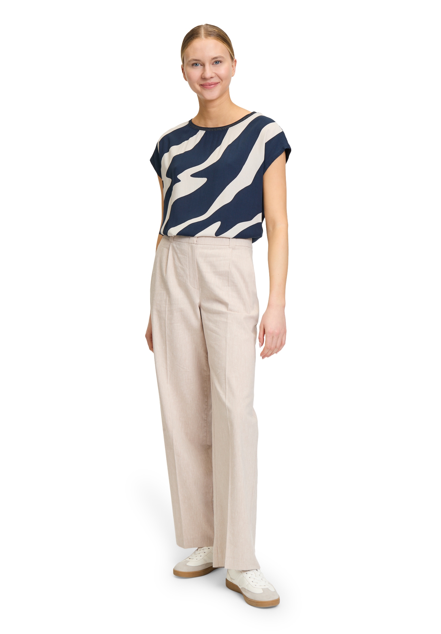 Betty&Co Kurzarmshirt »Casual-Shirt mit Print«