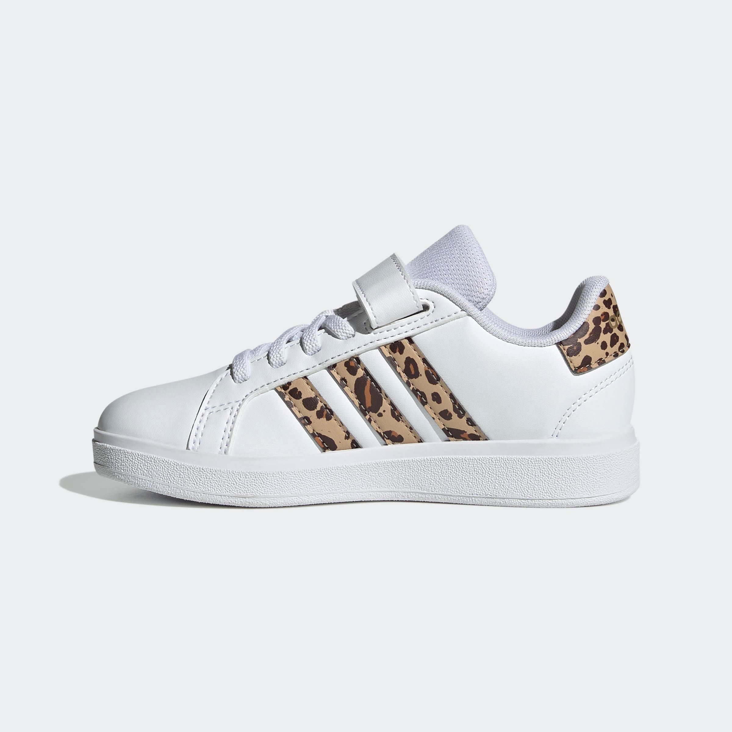 adidas Sportswear Sneaker »GRAND COURT 2.0 KIDS«, Design auf den Spuren des adidas Superstar